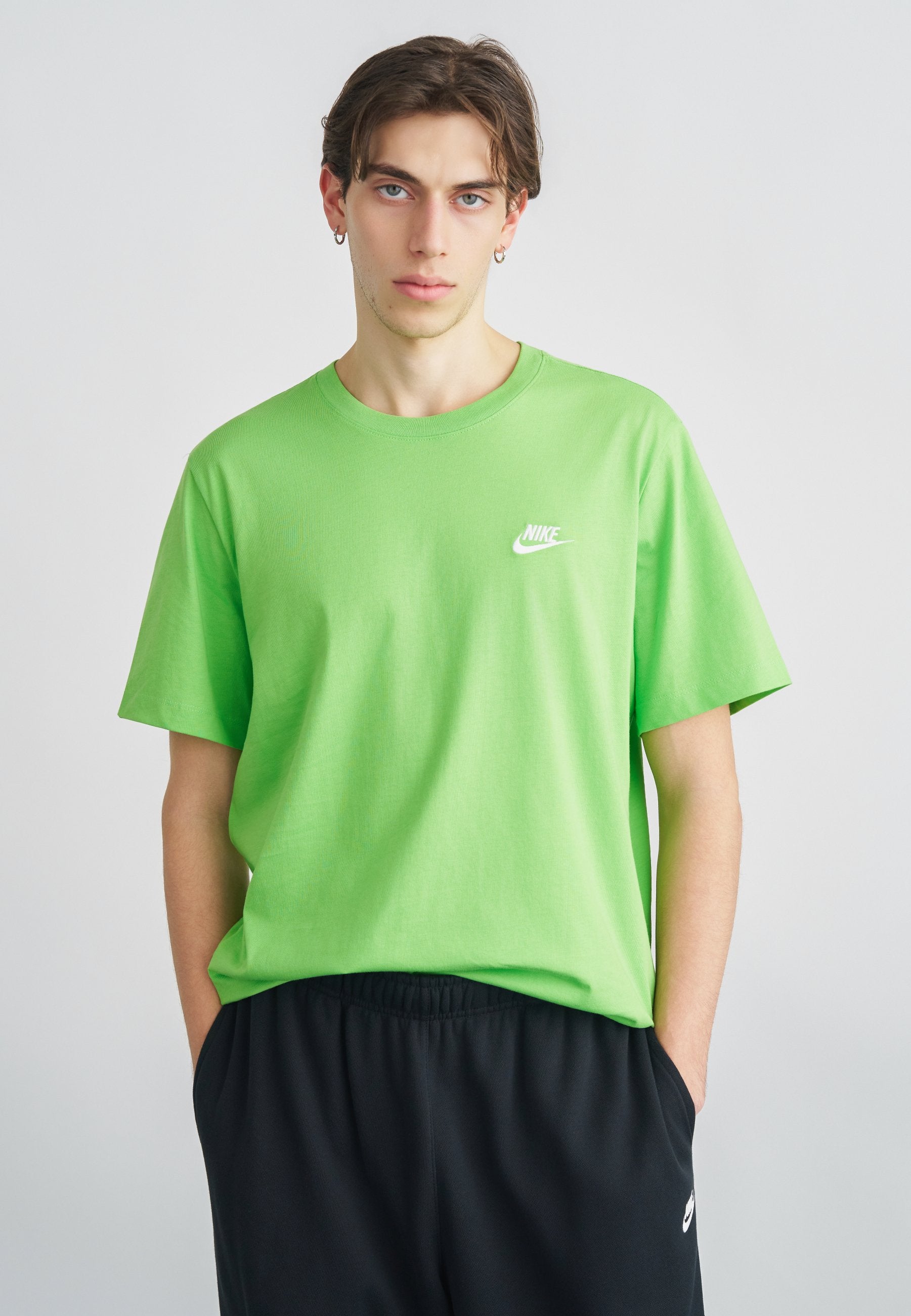 CLUB TEE - Basic T-shirt - mean green