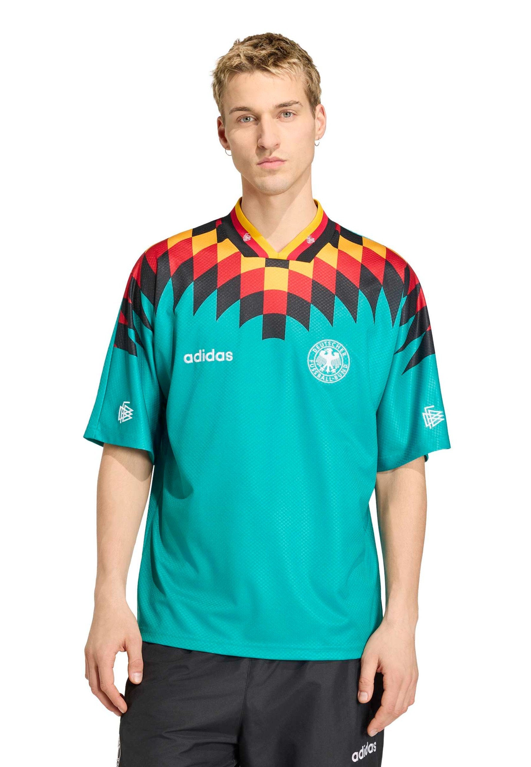 GERMANY AWAY 1994 - National team wear - power green
