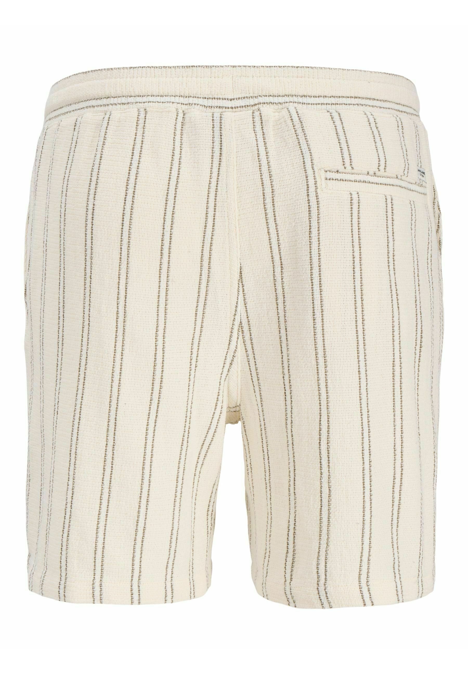 Relaxed Fit - Shorts - weiß
