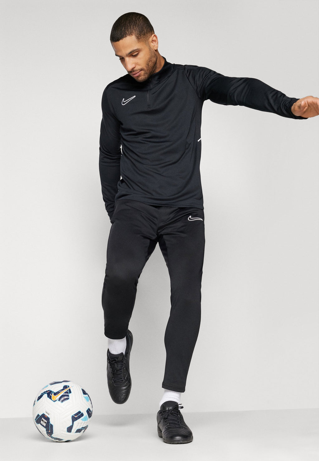 NIKE ACADEMY - Long sleeved top - black white