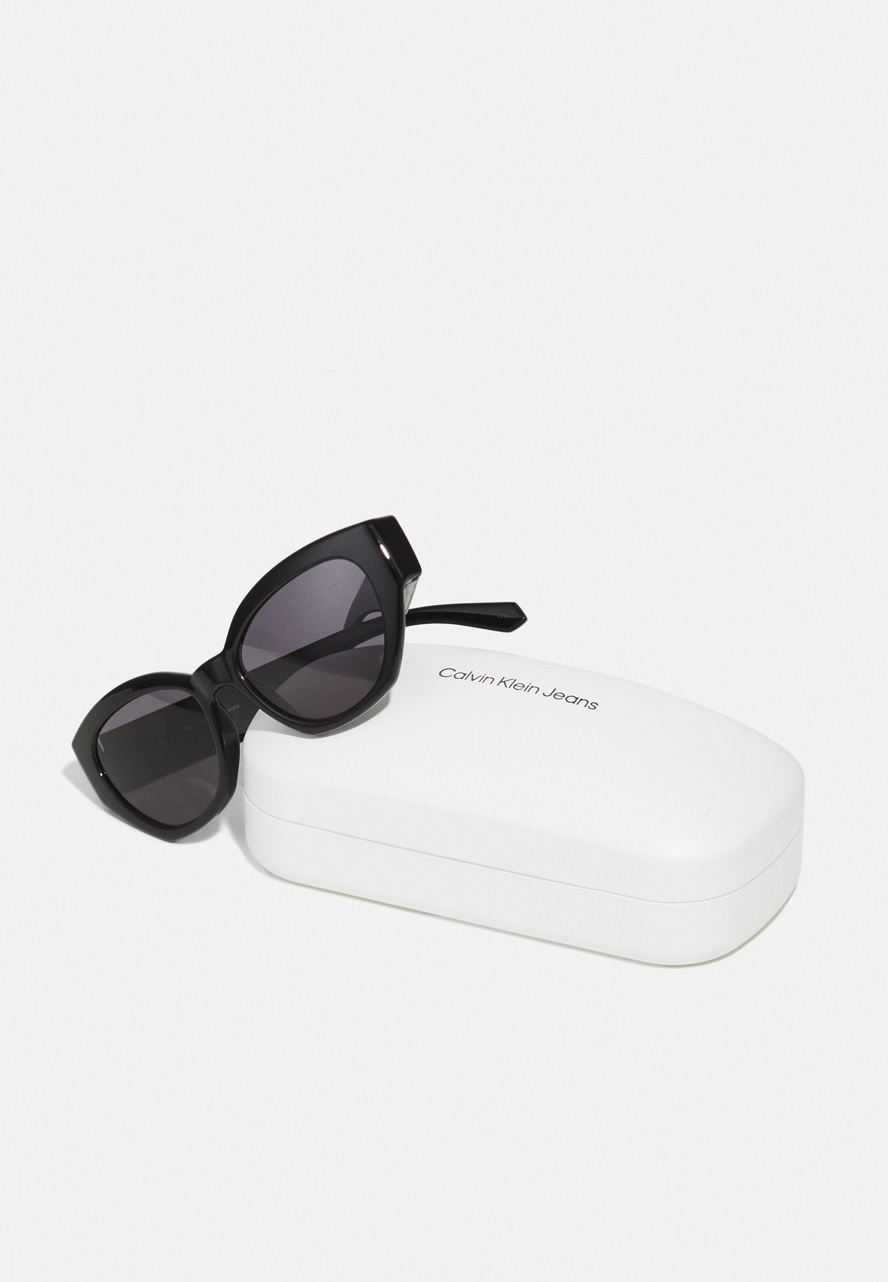 Lunettes de soleil - noires