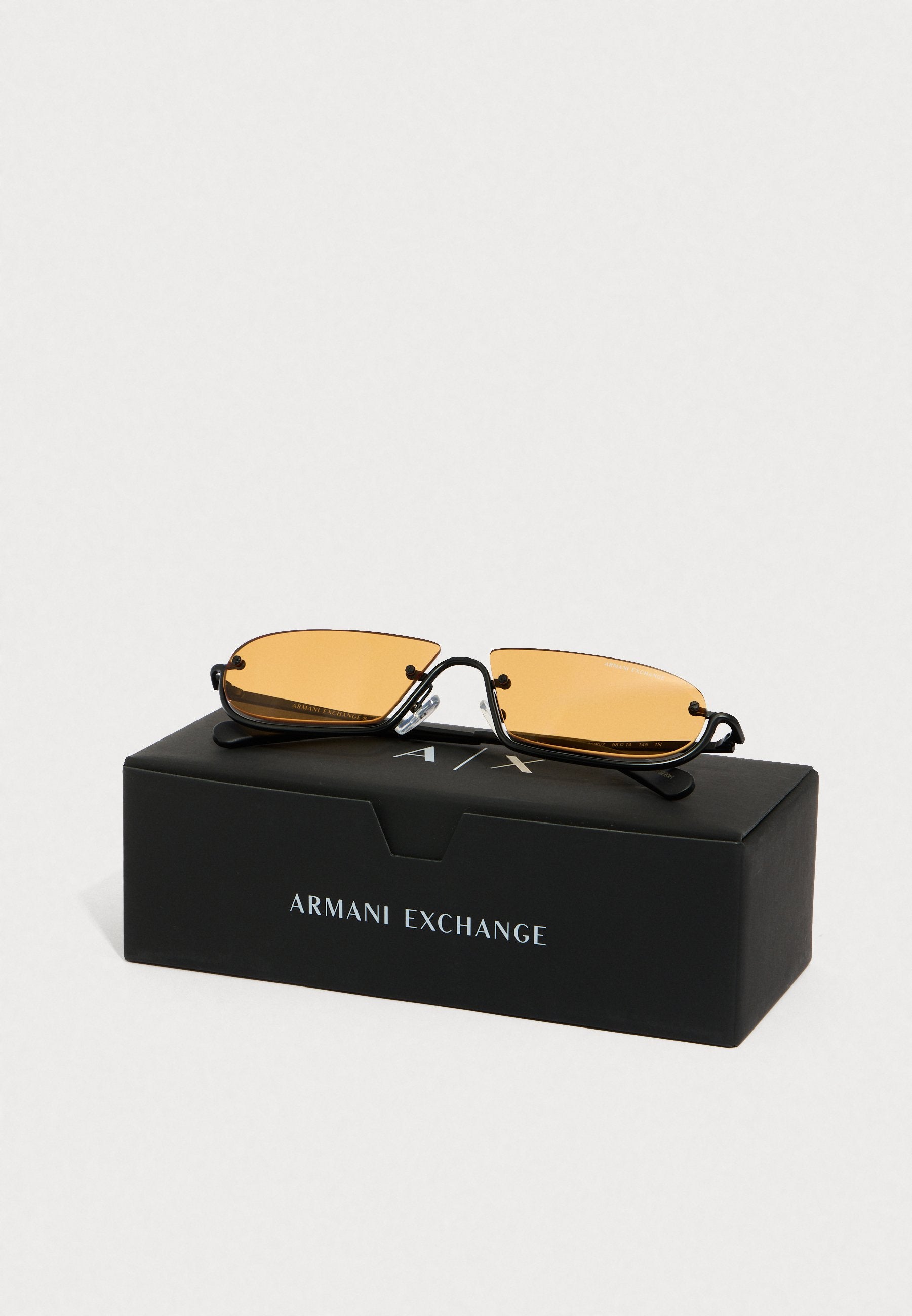 Sunglasses - matte black/orange