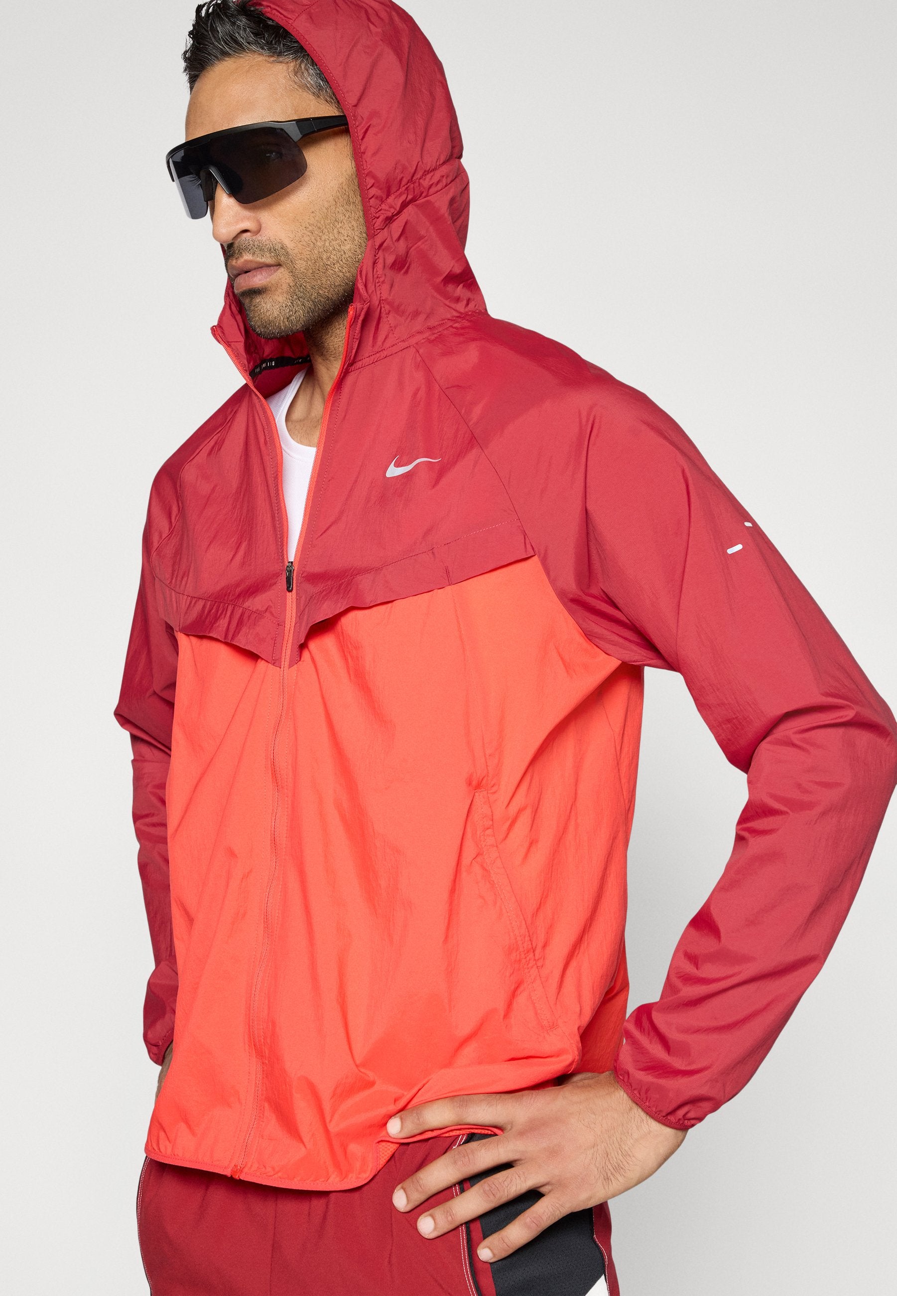 STRIDE JACKET - Windbreaker - team crimson/crimson/reflective silver-coloured