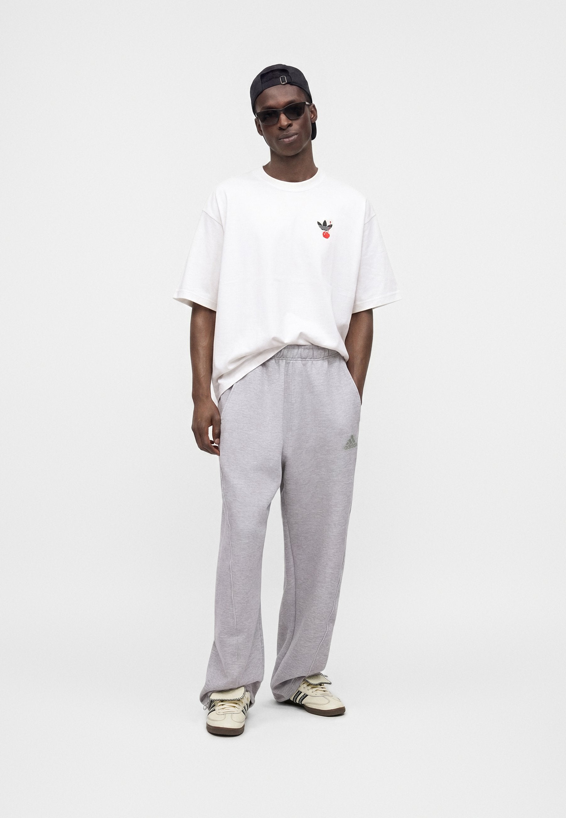 CAKE OVERSIZED TEE UNISEX - Print T-shirt - off white