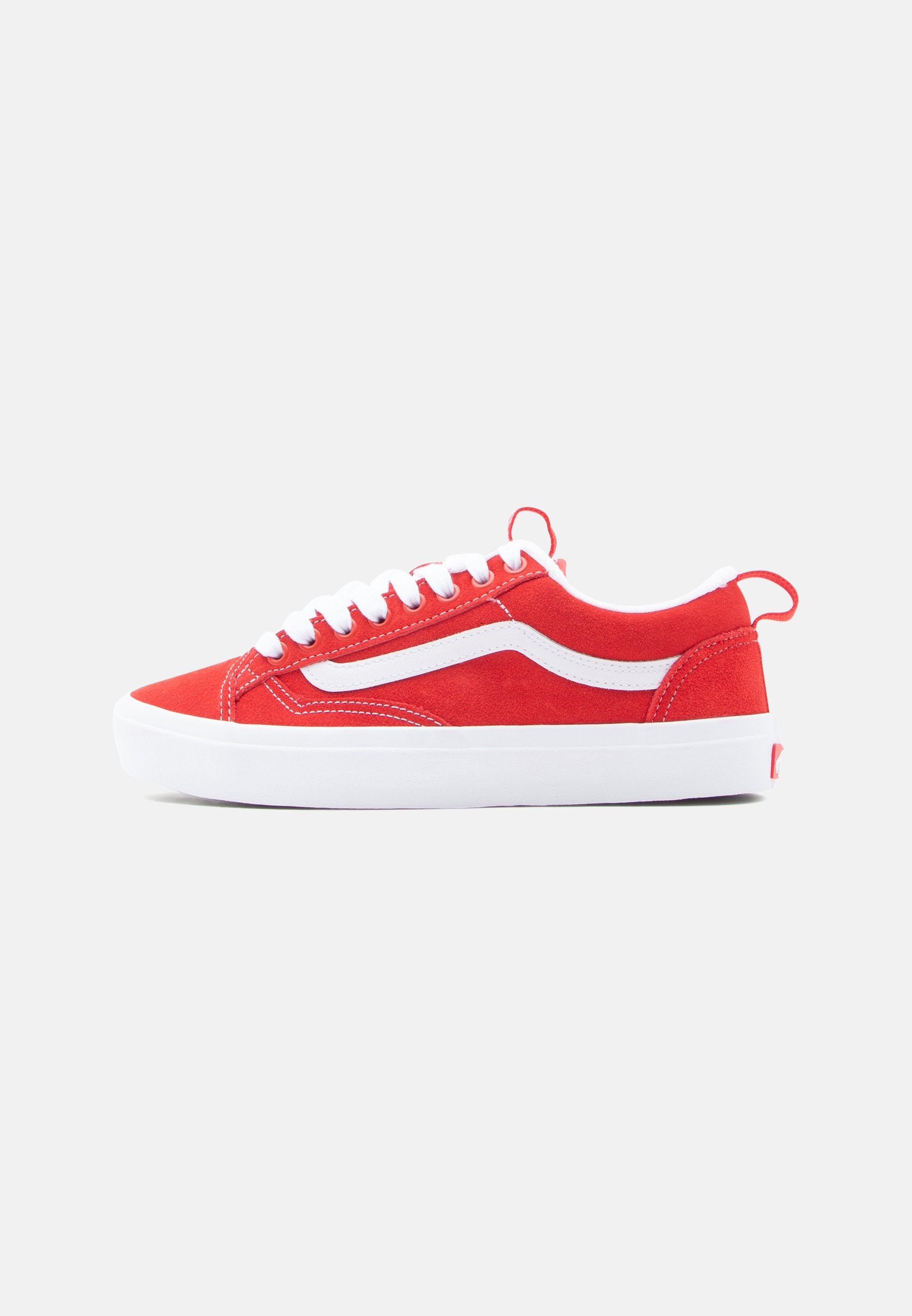 OLD SKOOL 36 + UNISEX - Trainers - high risk red