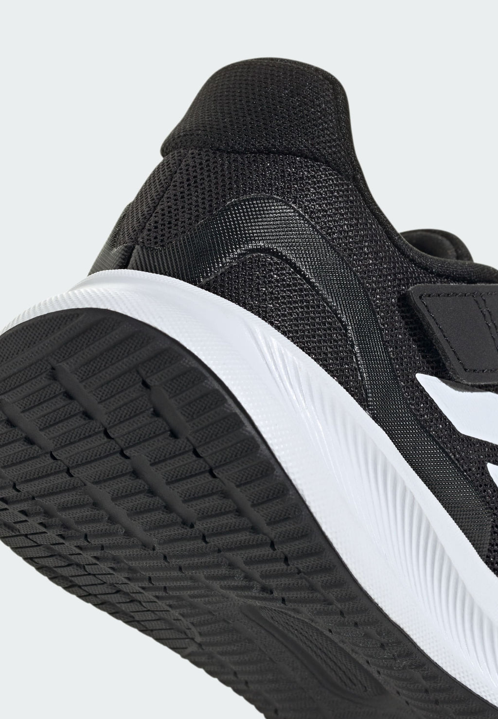 RUNFALCON 5 UNISEX - Road running shoes - core black   cloud white   cloud white