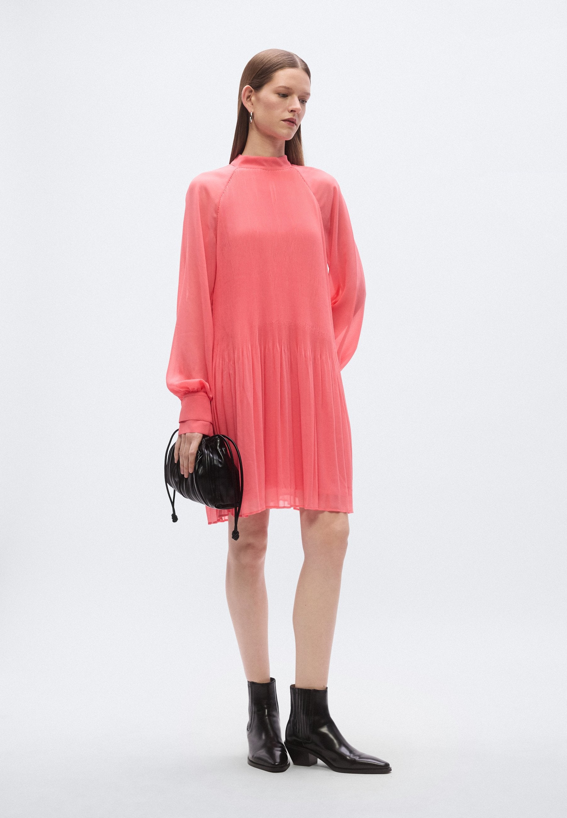 DOLUMI - Day dress - light pastel red
