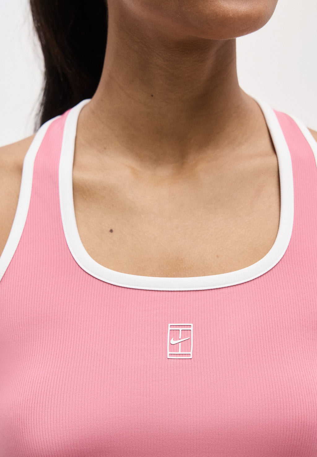 NIKECOURT ADVANTAGE TANK NOVELTY - Top - peony/white