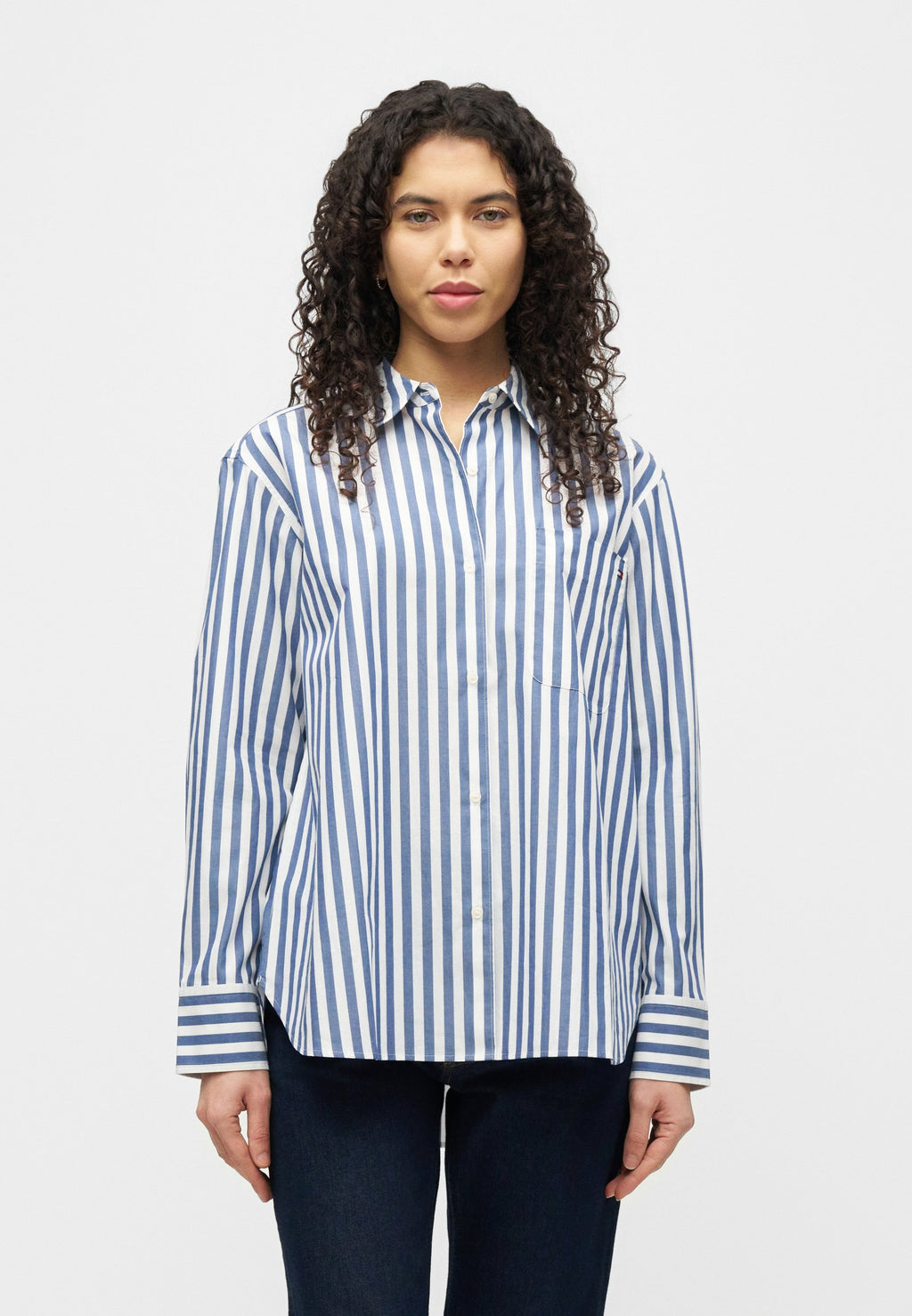 CHEMISE CLASSIQUE SURDIMENSIONNÉE EN POPELINE - Blouse boutonnée - écru/bleu marine seashore