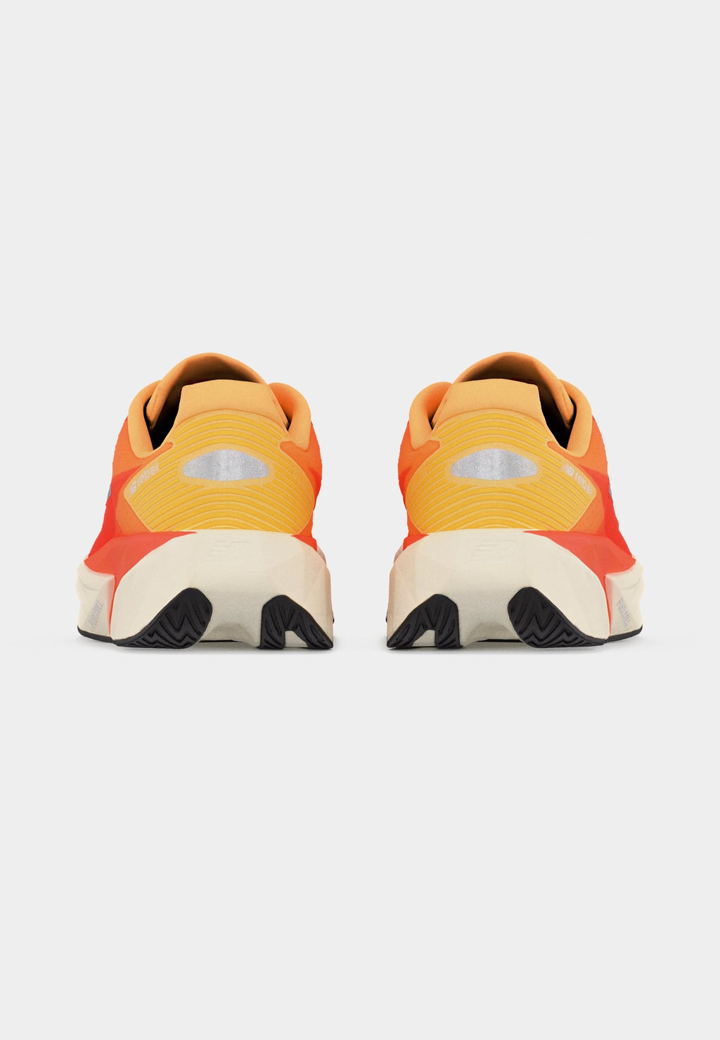 REBEL V5 - Road running shoes - tangerine heat