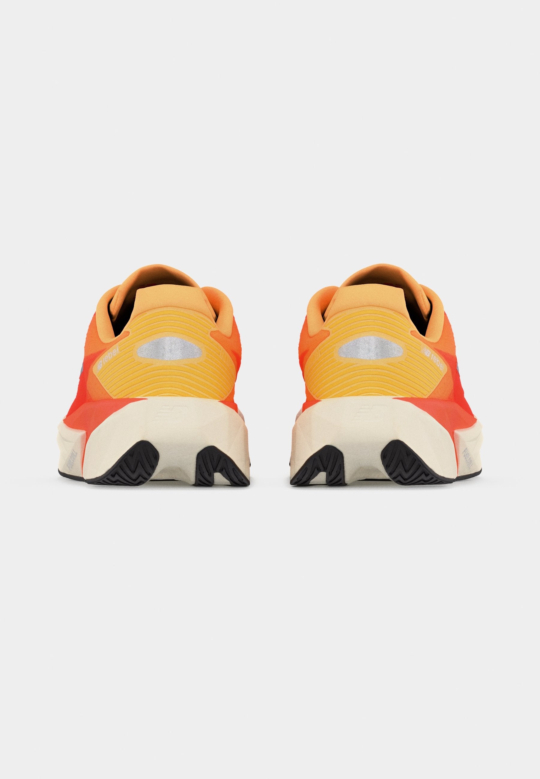 REBEL V5 - Road running shoes - tangerine heat