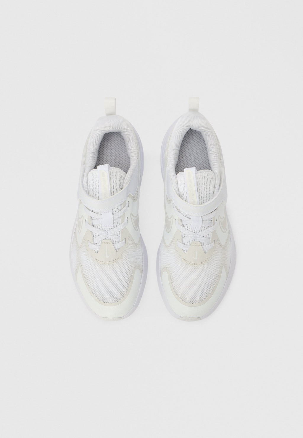 COSMIC RUNNER - Road running shoes - white/platinum-coloured