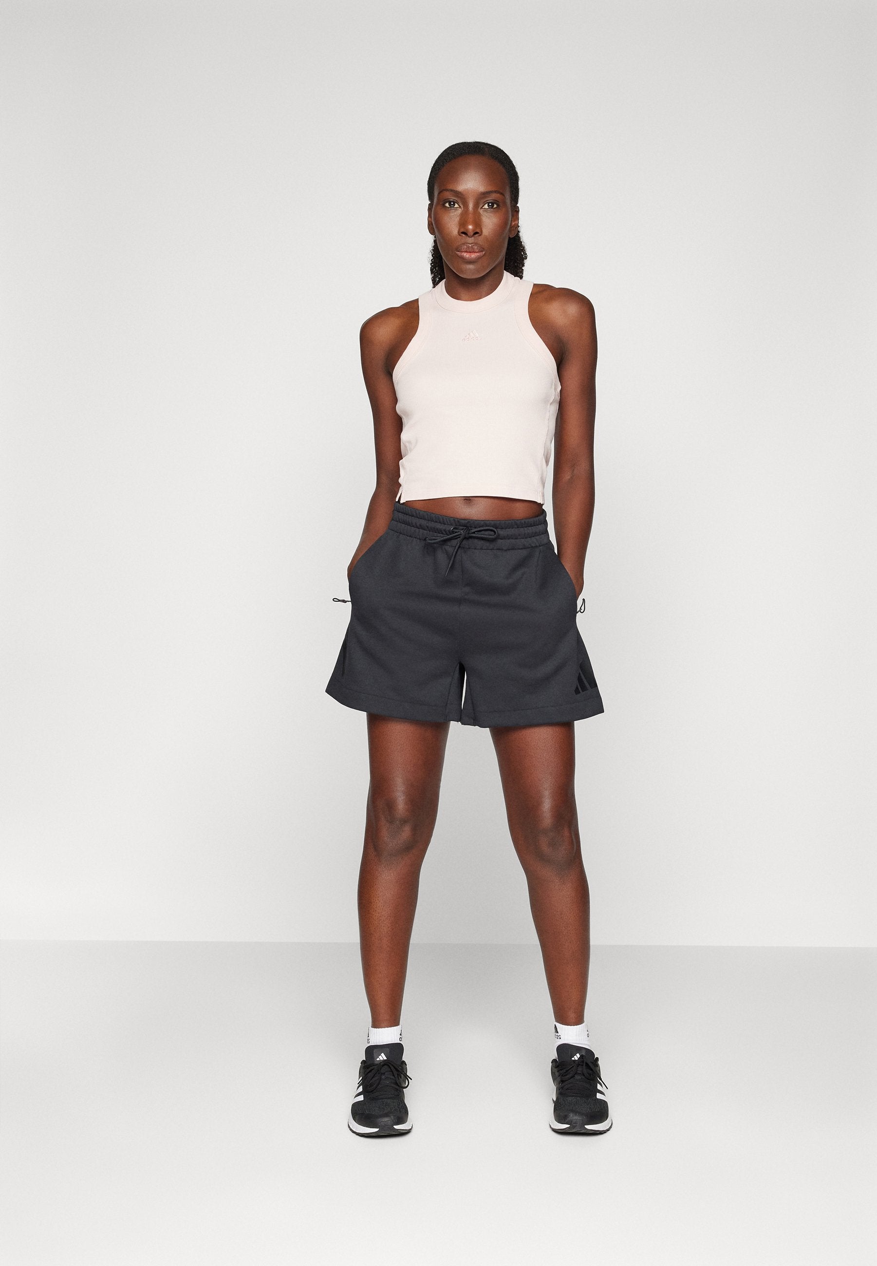 Sports shorts - black