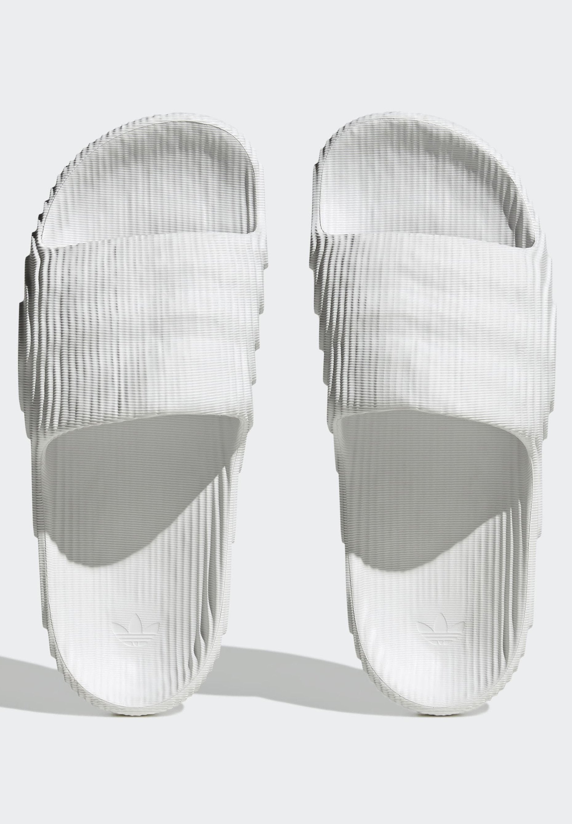 ISLAND CLUB ADILETTE 22 - Pool slides - white