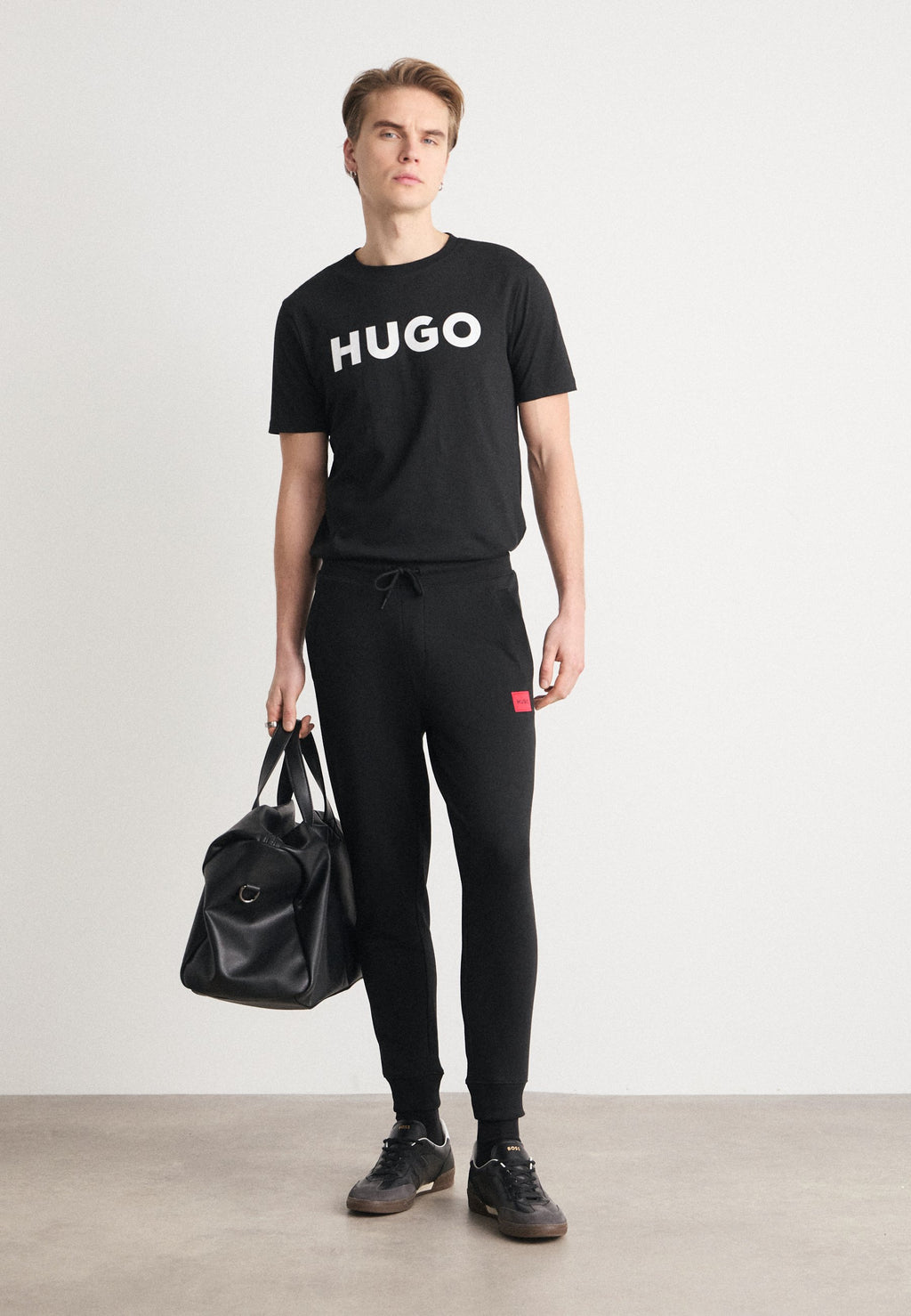 DOAK - Tracksuit bottoms - black