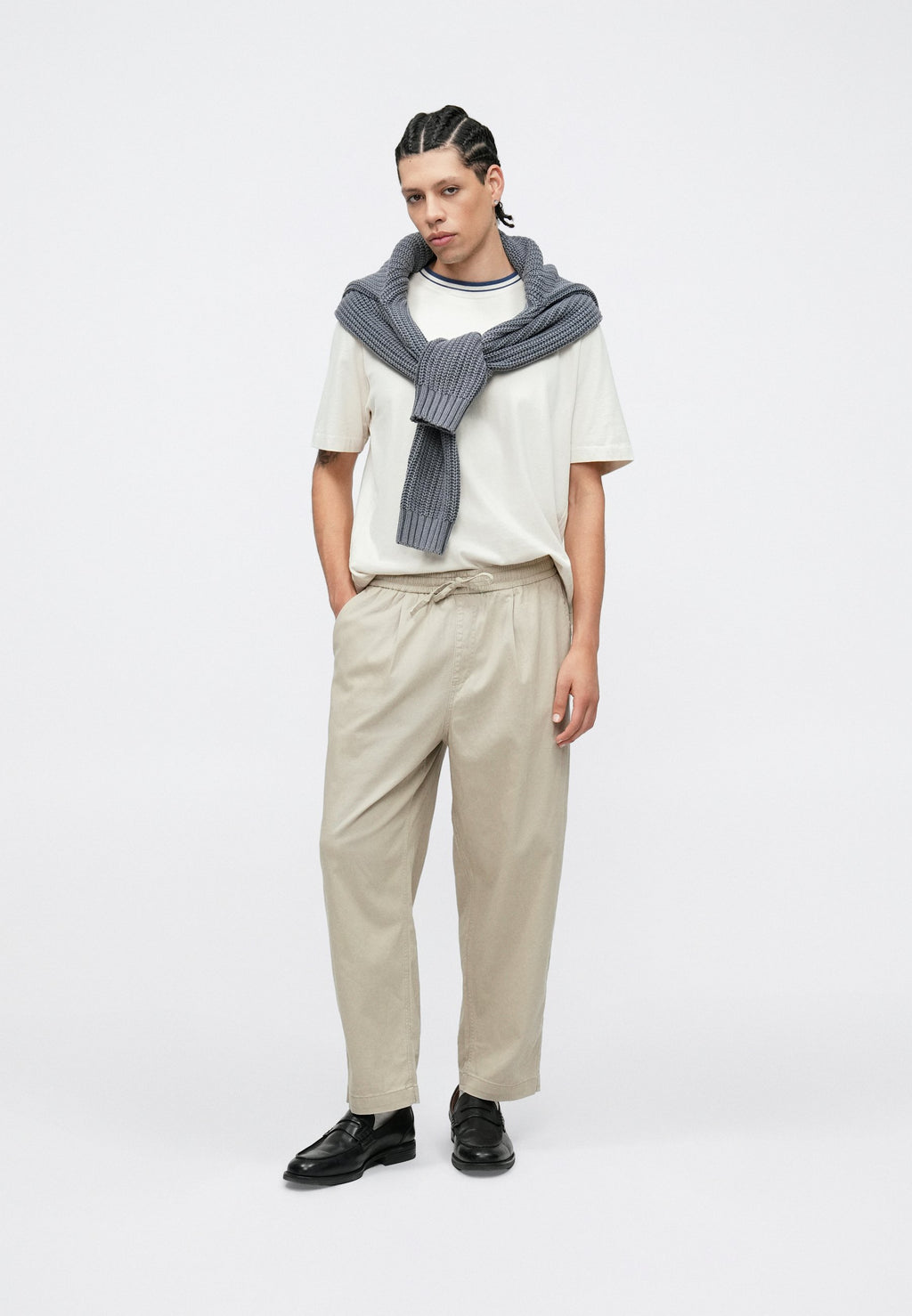 Joggers Barrel Fit - Trousers - beige