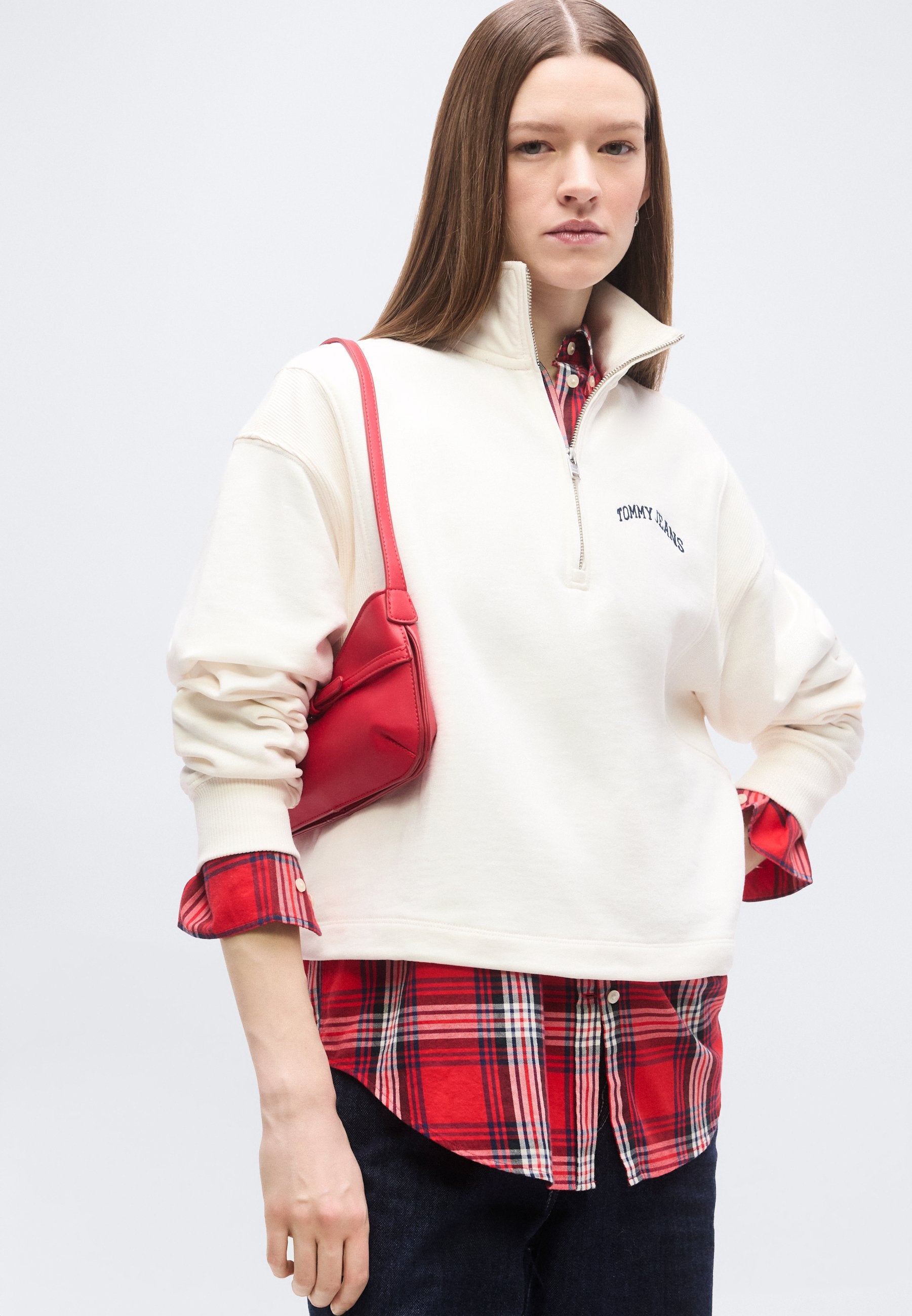 LOGO EMBROIDERY RELAXED QUARTER-ZIP SWEATSHIRT - Sweatshirt - ancient white