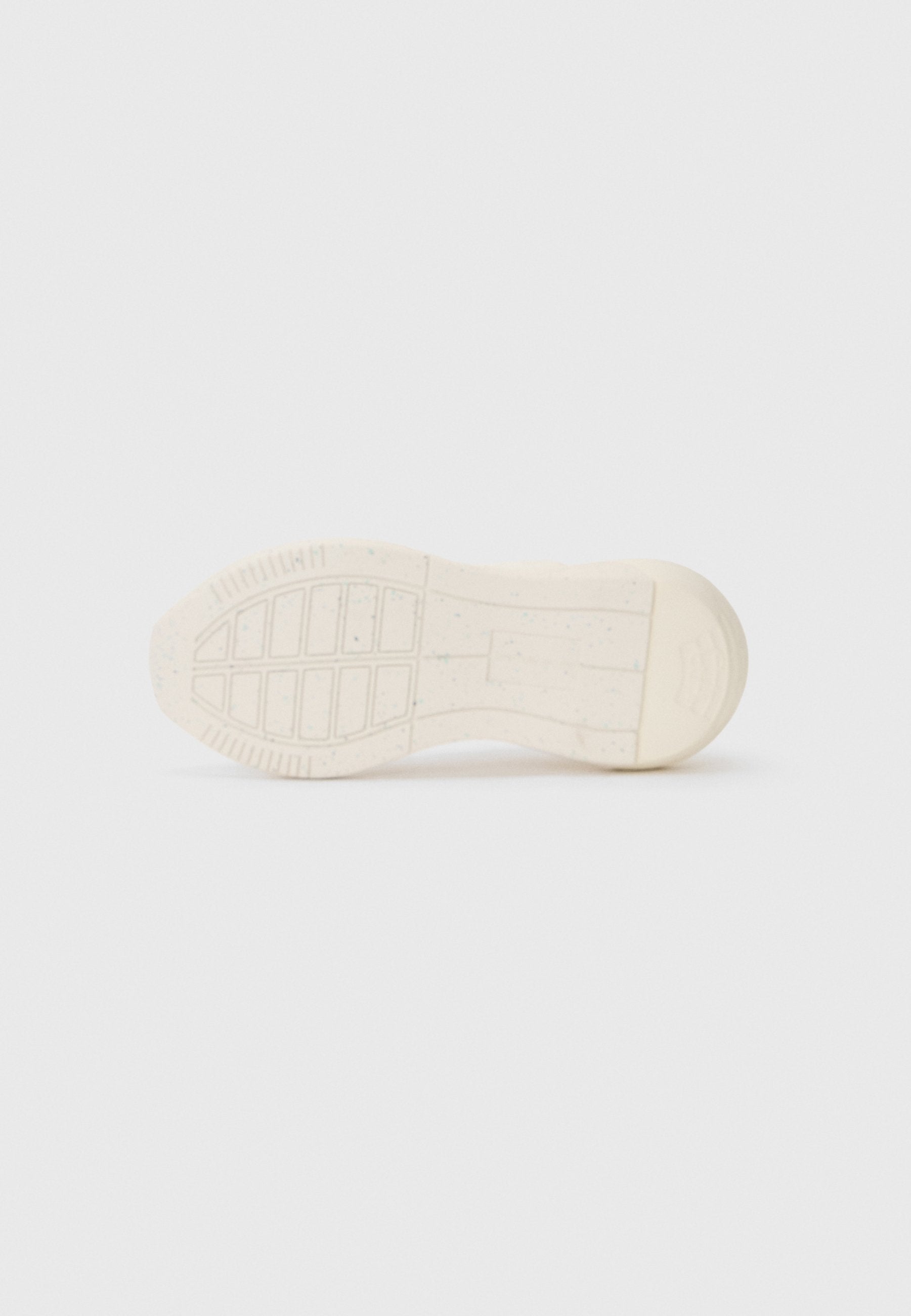 Trainers - off white