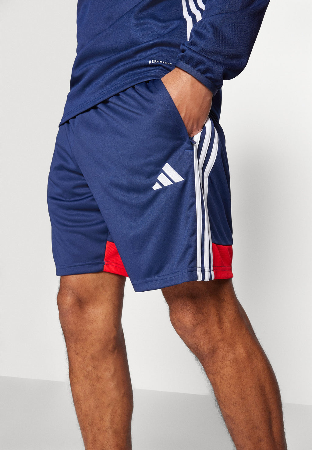 TIRO25 ESSENTIALS SHORT MEN - Sports shorts - team navy blue/red