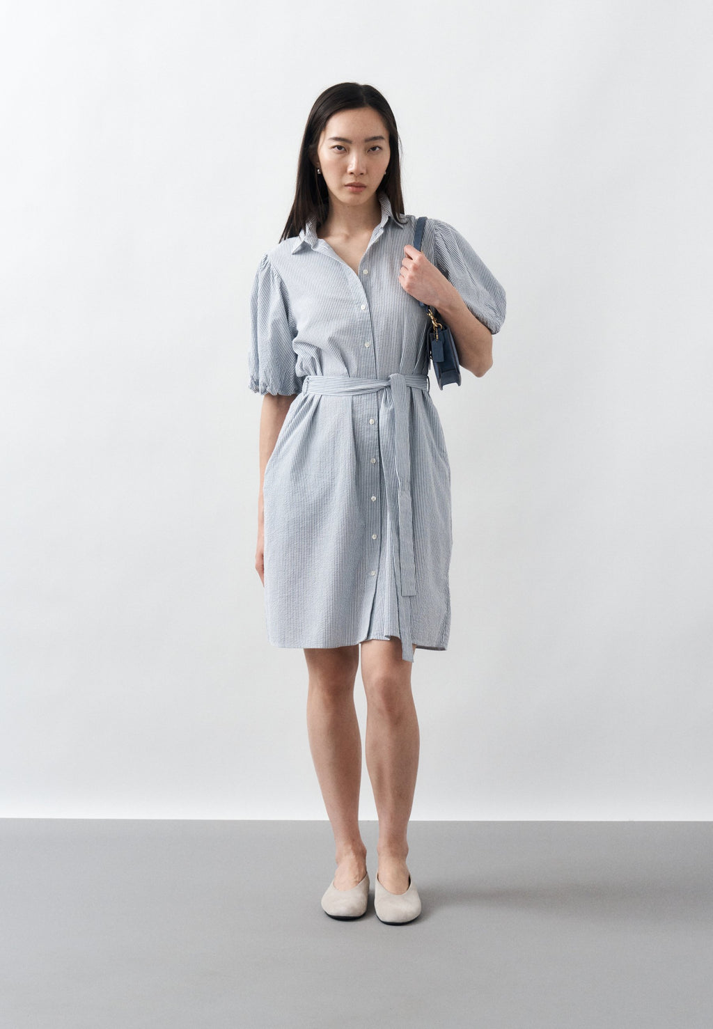 SEERSUCKER PUFF SLEEVE DRESS - Shirt dress - evening blue