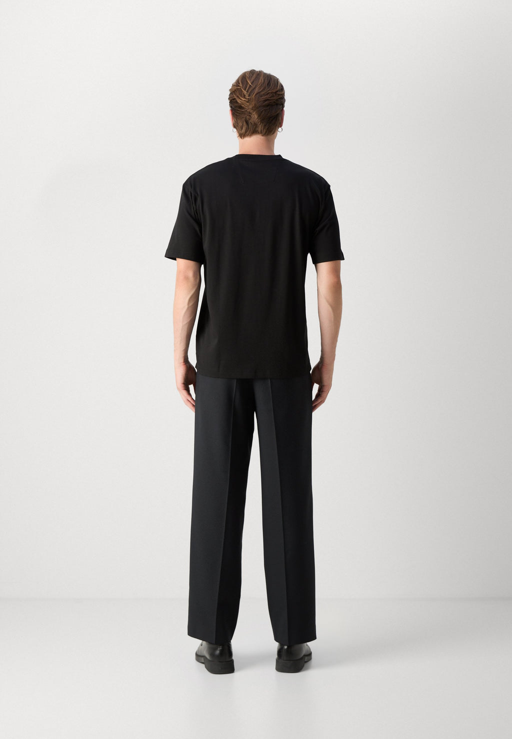 TEE - Basic T-shirt - black