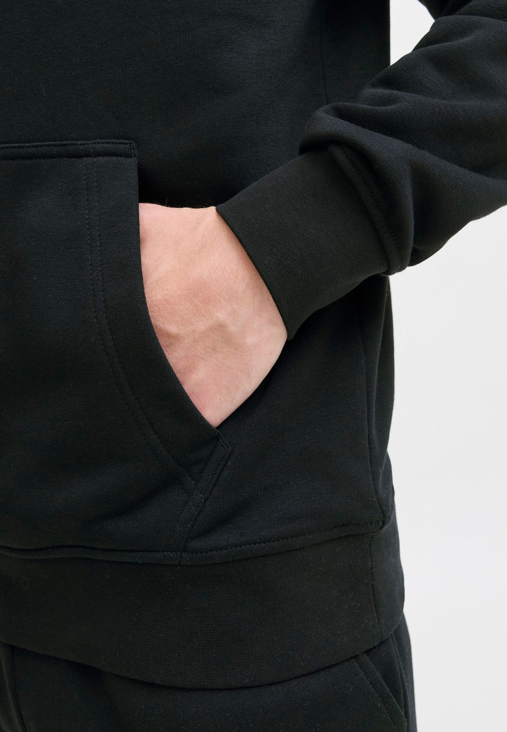 Sweatshirt - black