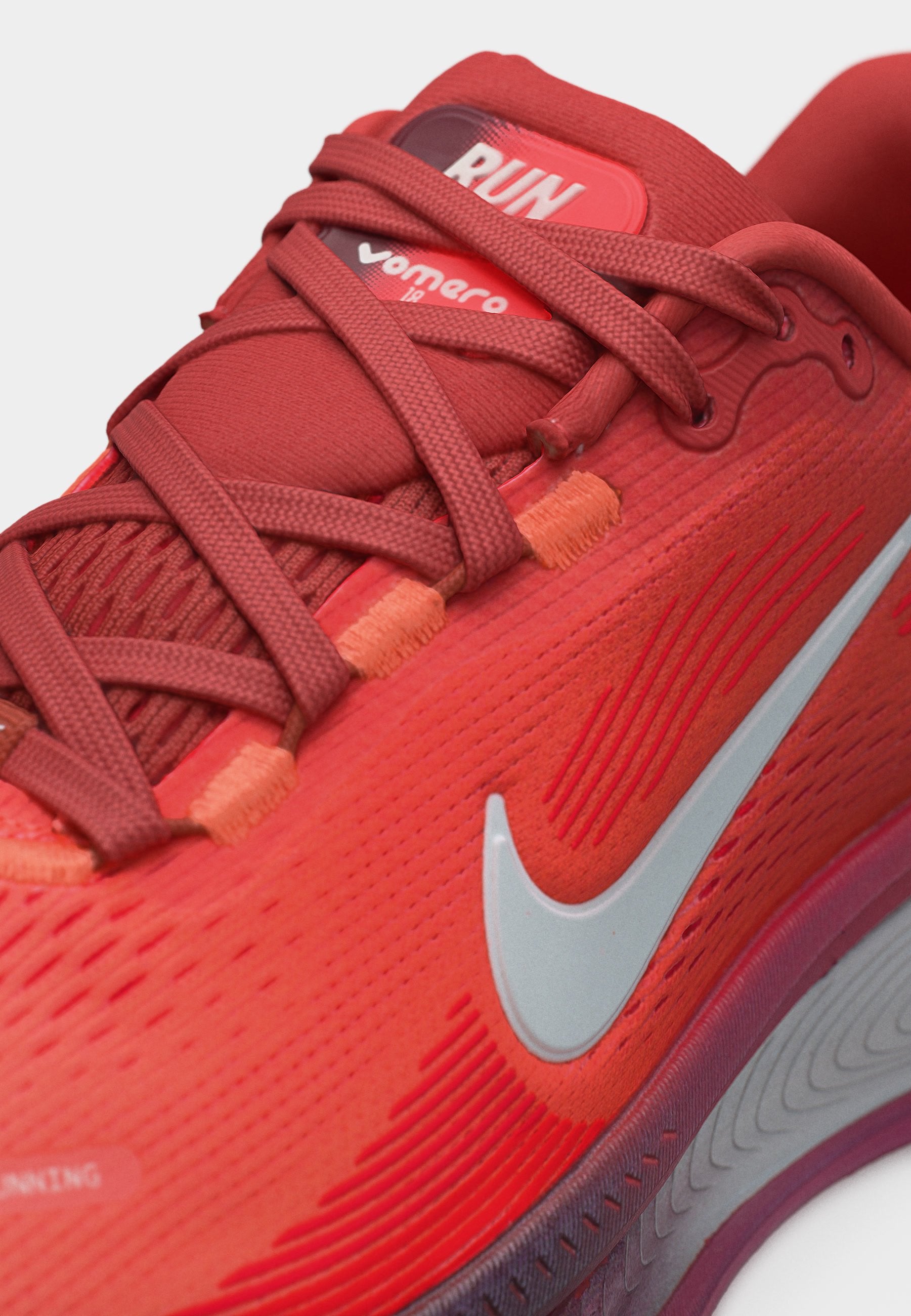 VOMERO 18 SE2 - Chaussures de running - light redwood/barely green/bright crimson/atomic pink