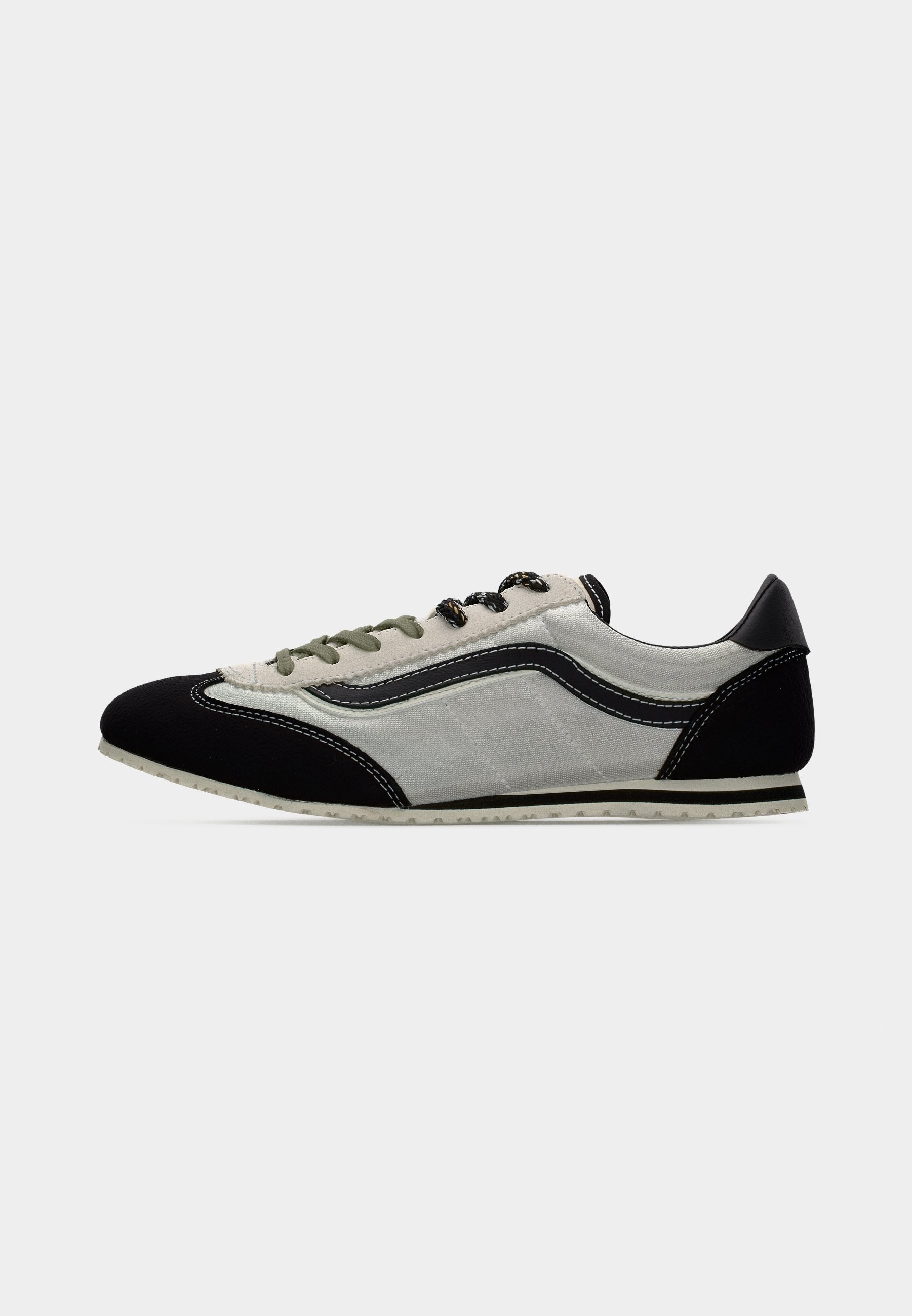 SUPER LOWPRO - Trainers - black/silver