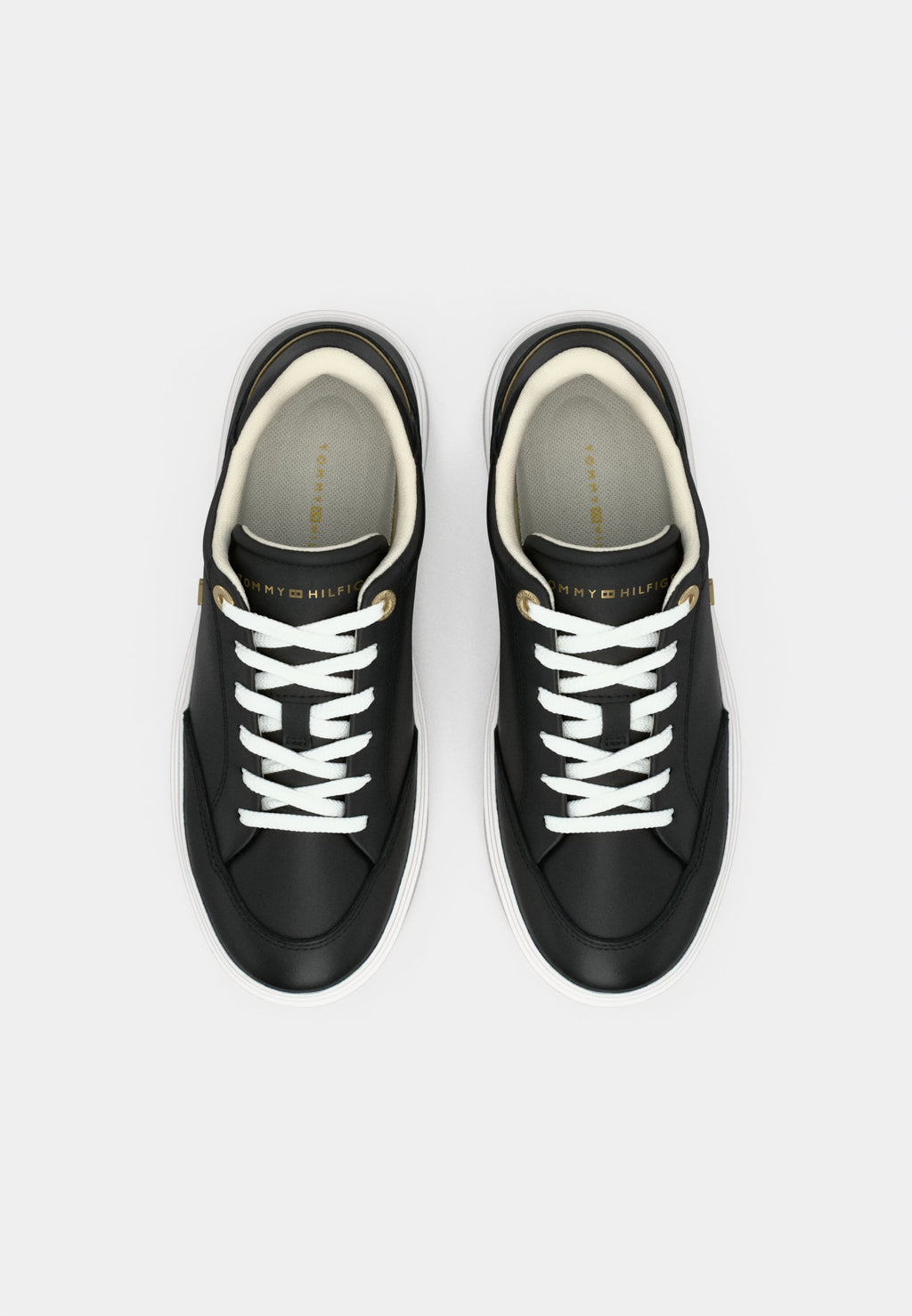 Trainers - black