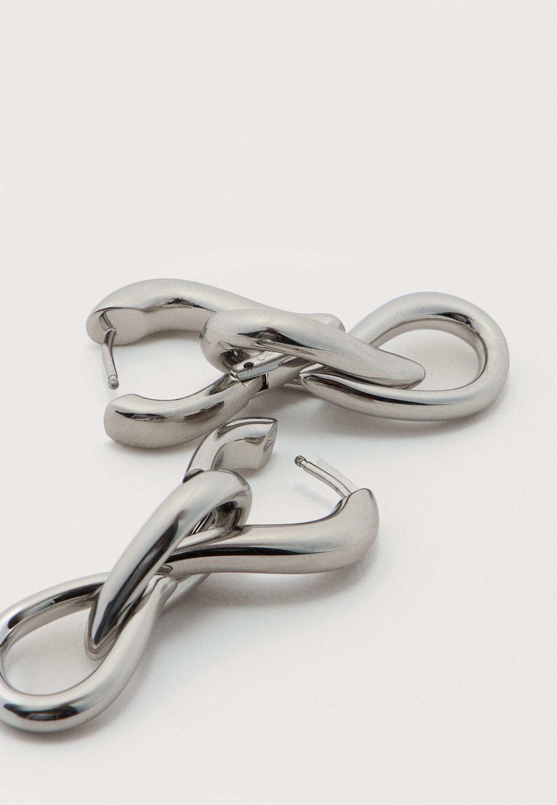 SCULPTURED DROPES - Earrings - silver-coloured