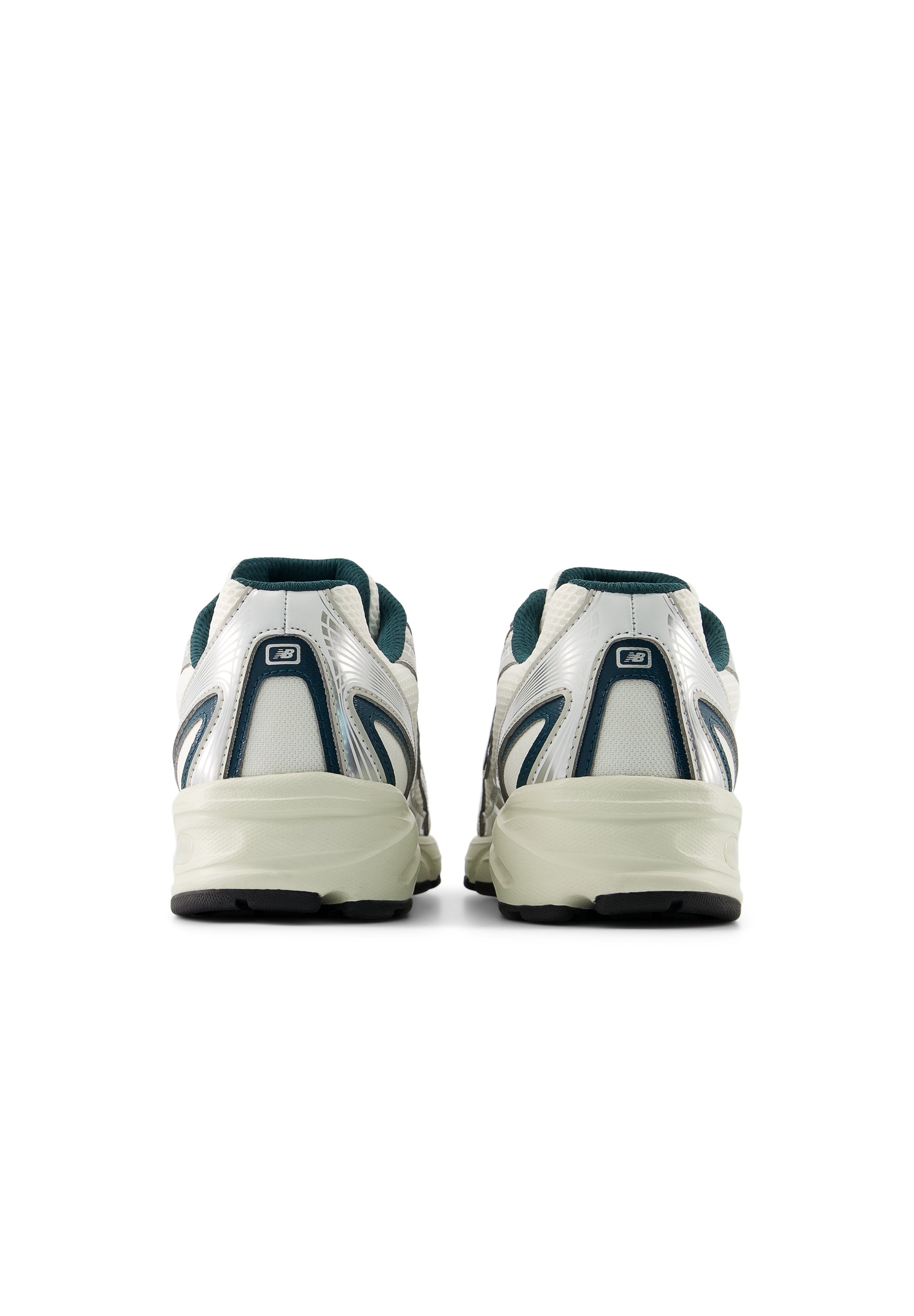 Trainers - medusa green / angora