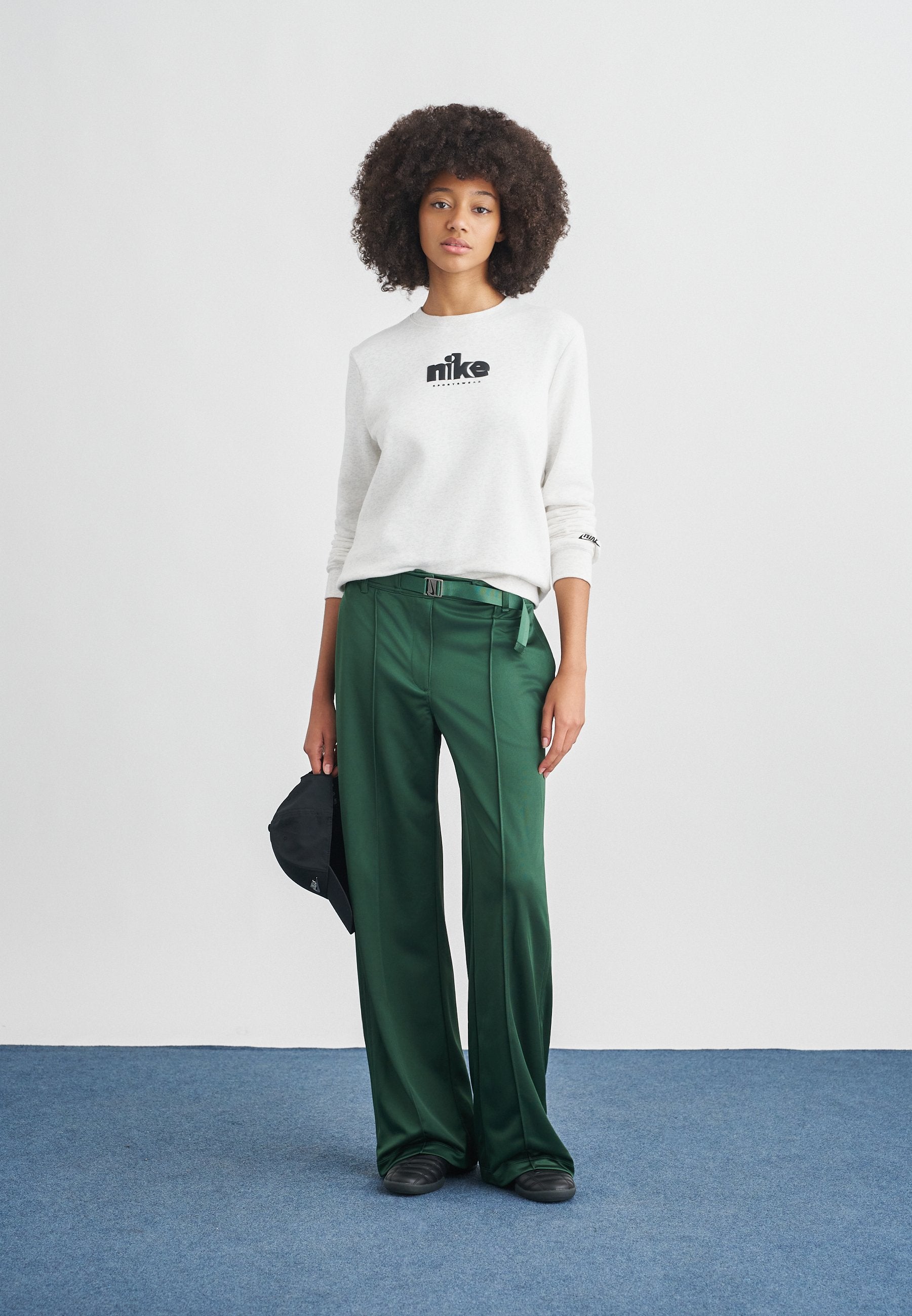CLUB CREW - Sweatshirt - birch heather/black