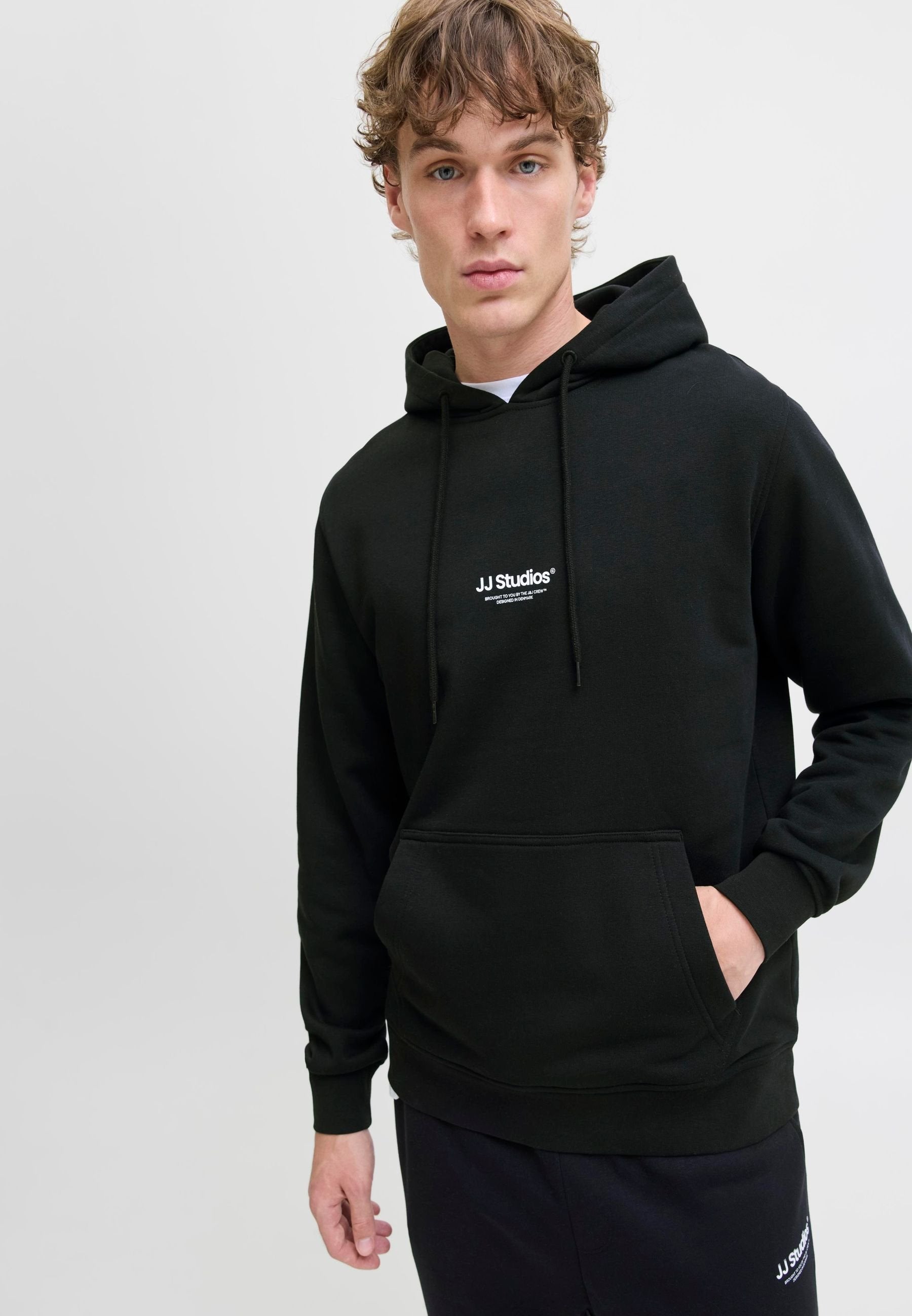 Sweatshirt - black