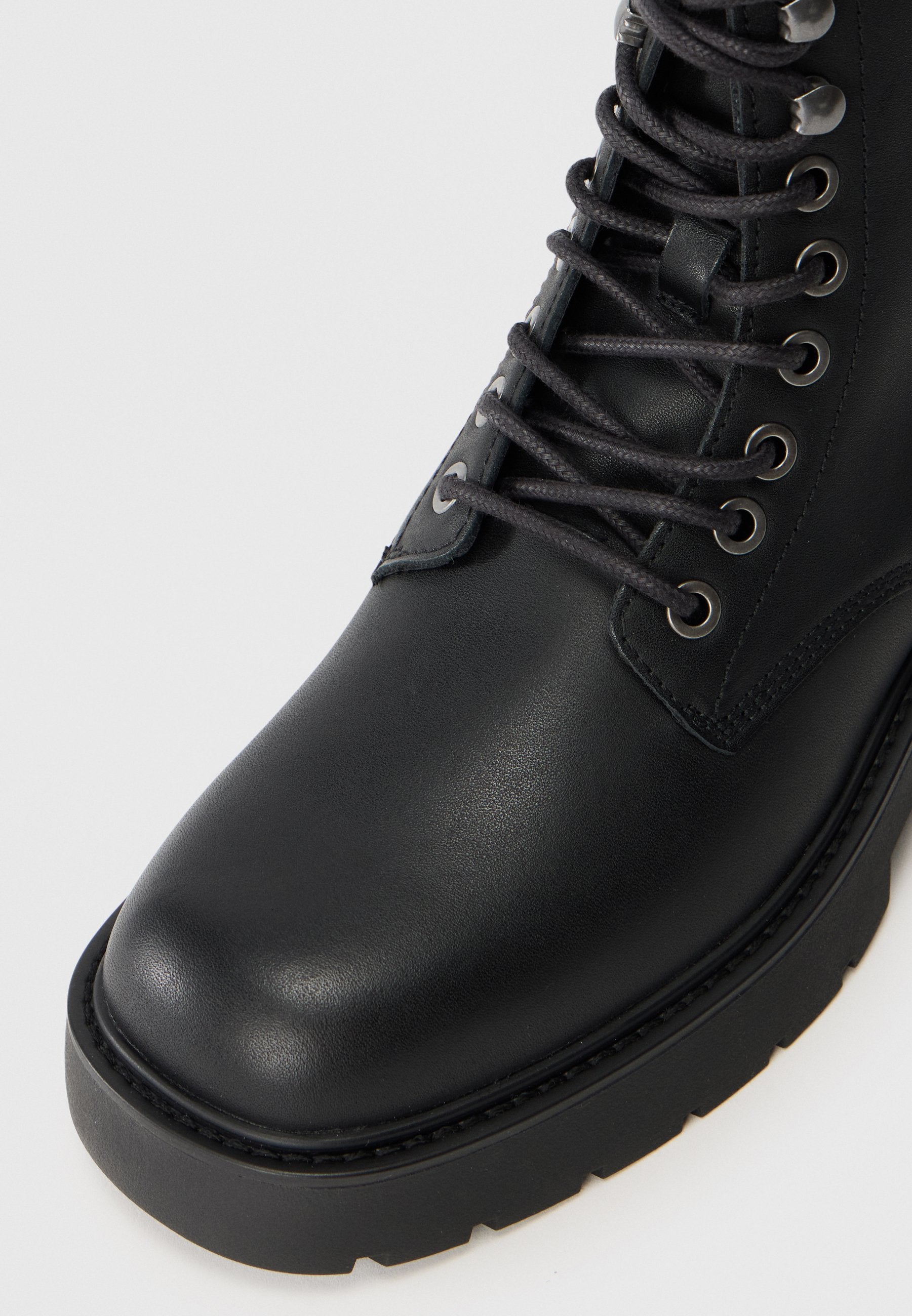 Bottines à lacets - noires