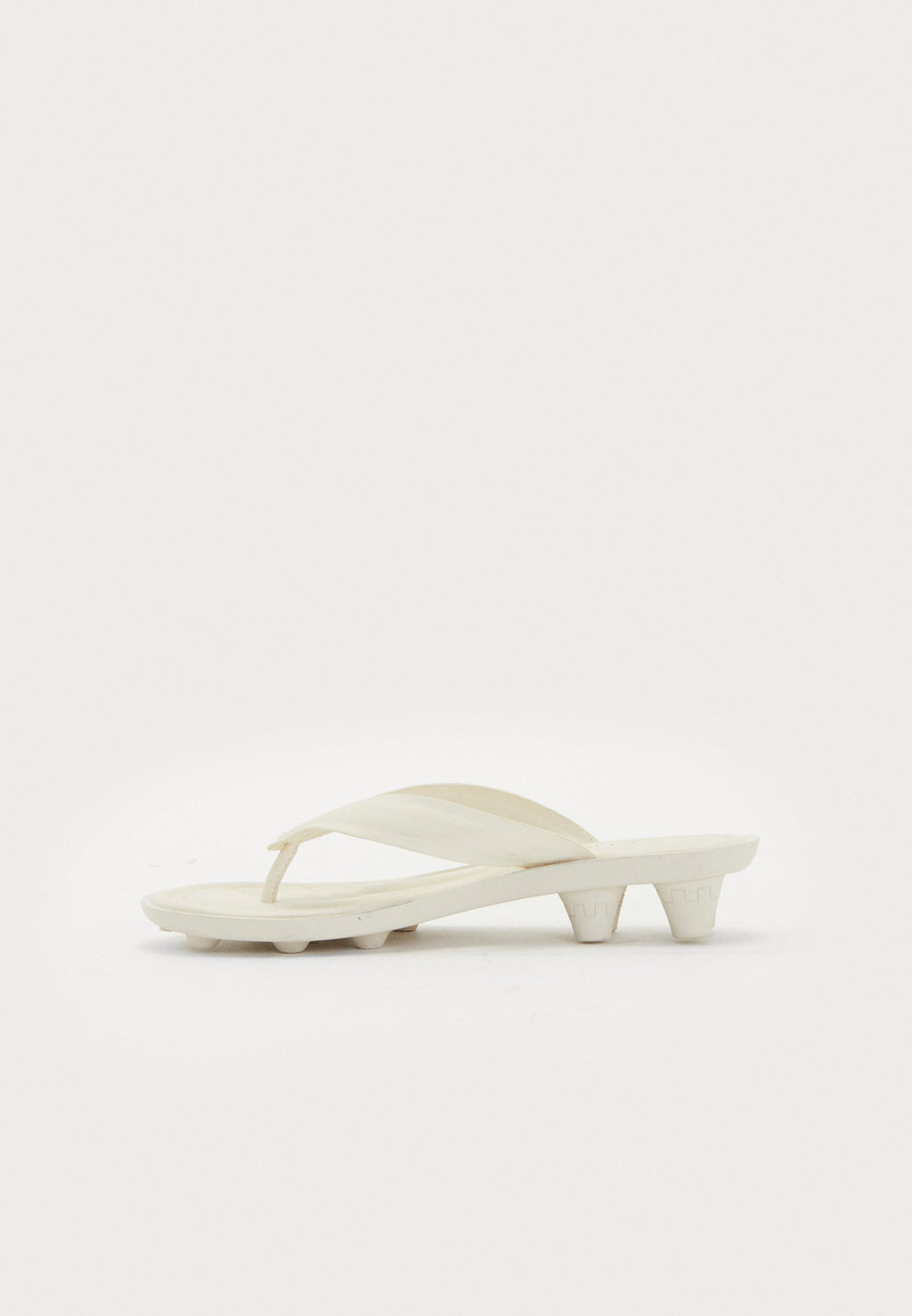 CAT CLEAT L - Claquettes de piscine - blanc alpin/couleur or