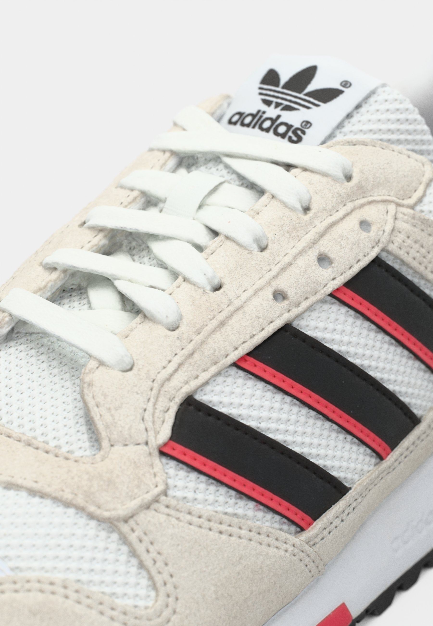 ZX 600 UNISEX - Spor Ayakkabı - footwear white/core black/semi lucid red