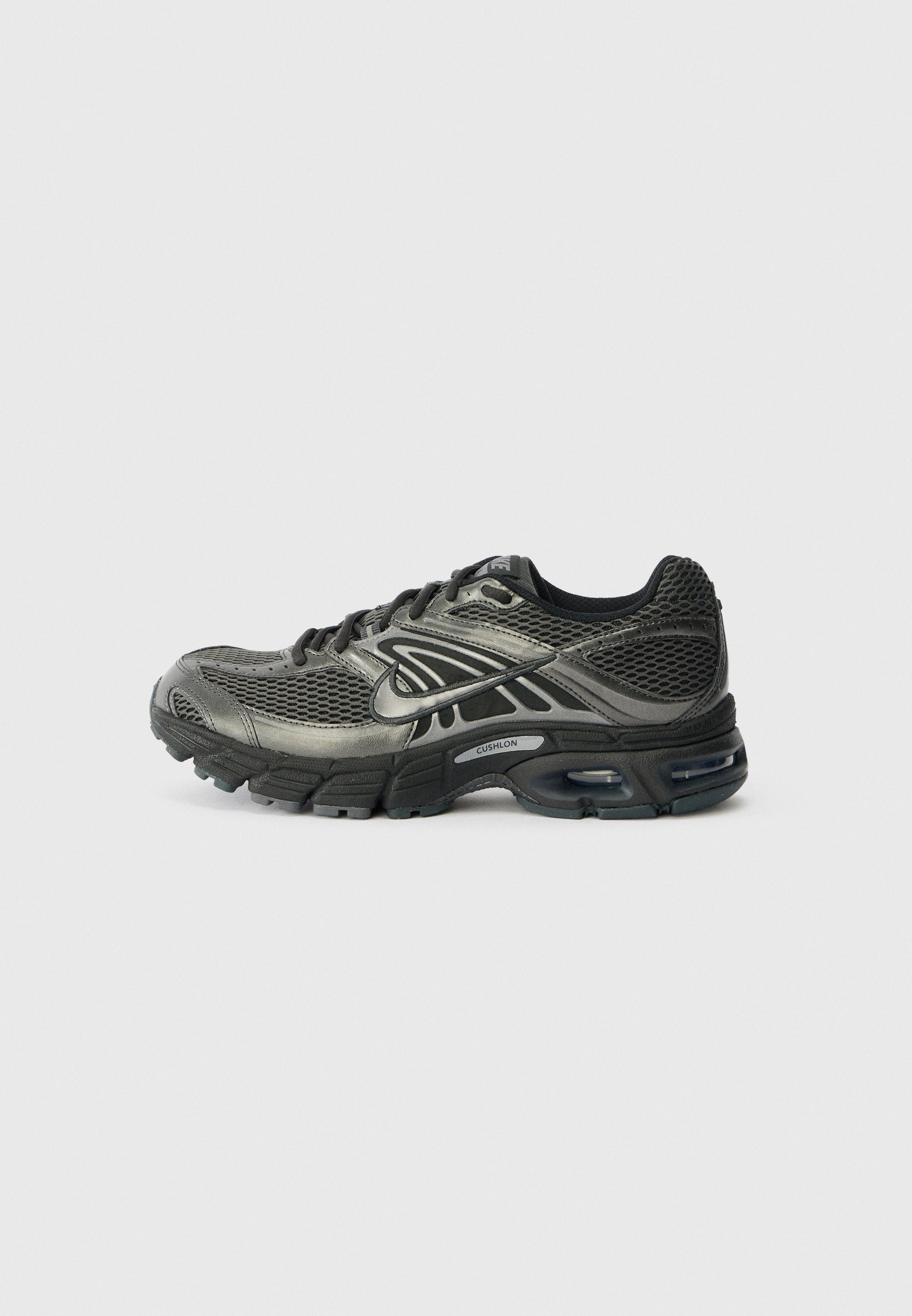 AIR MAX MOTO 2K - Antrenman Ayakkabısı - siyah/koyu duman grisi/metalik koyu gri