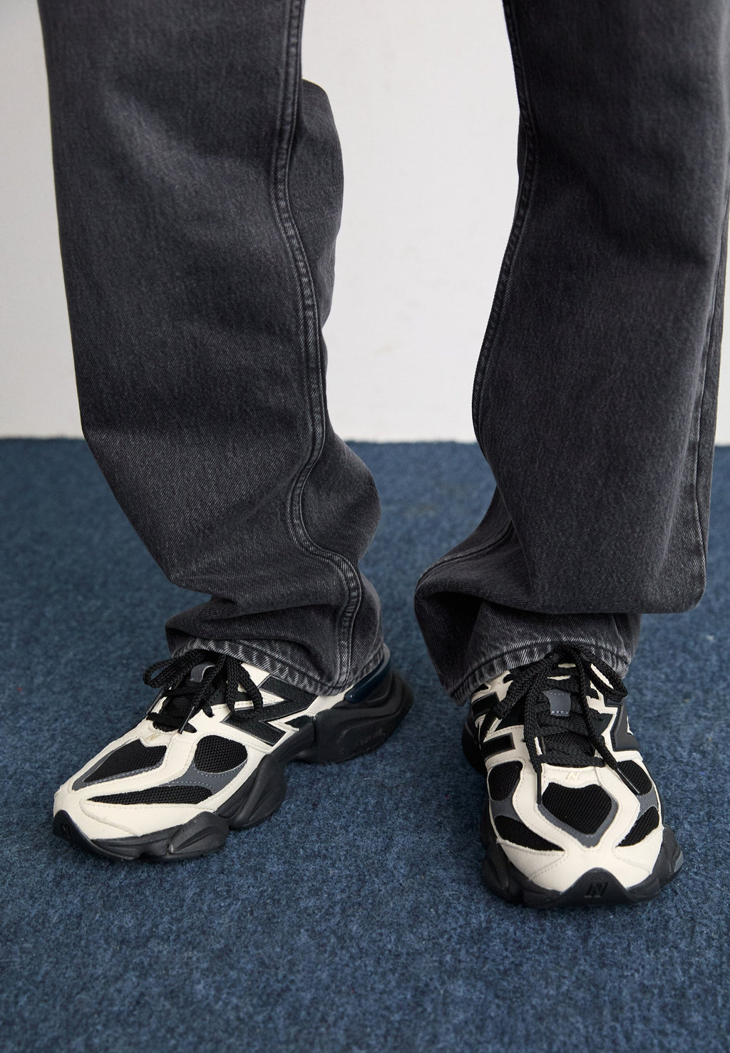 U9060 UNISEX - Trainers - black/off white