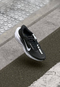 PEGASUS EASYON - Road running shoes - black/white/anthracite/photon dust/volt