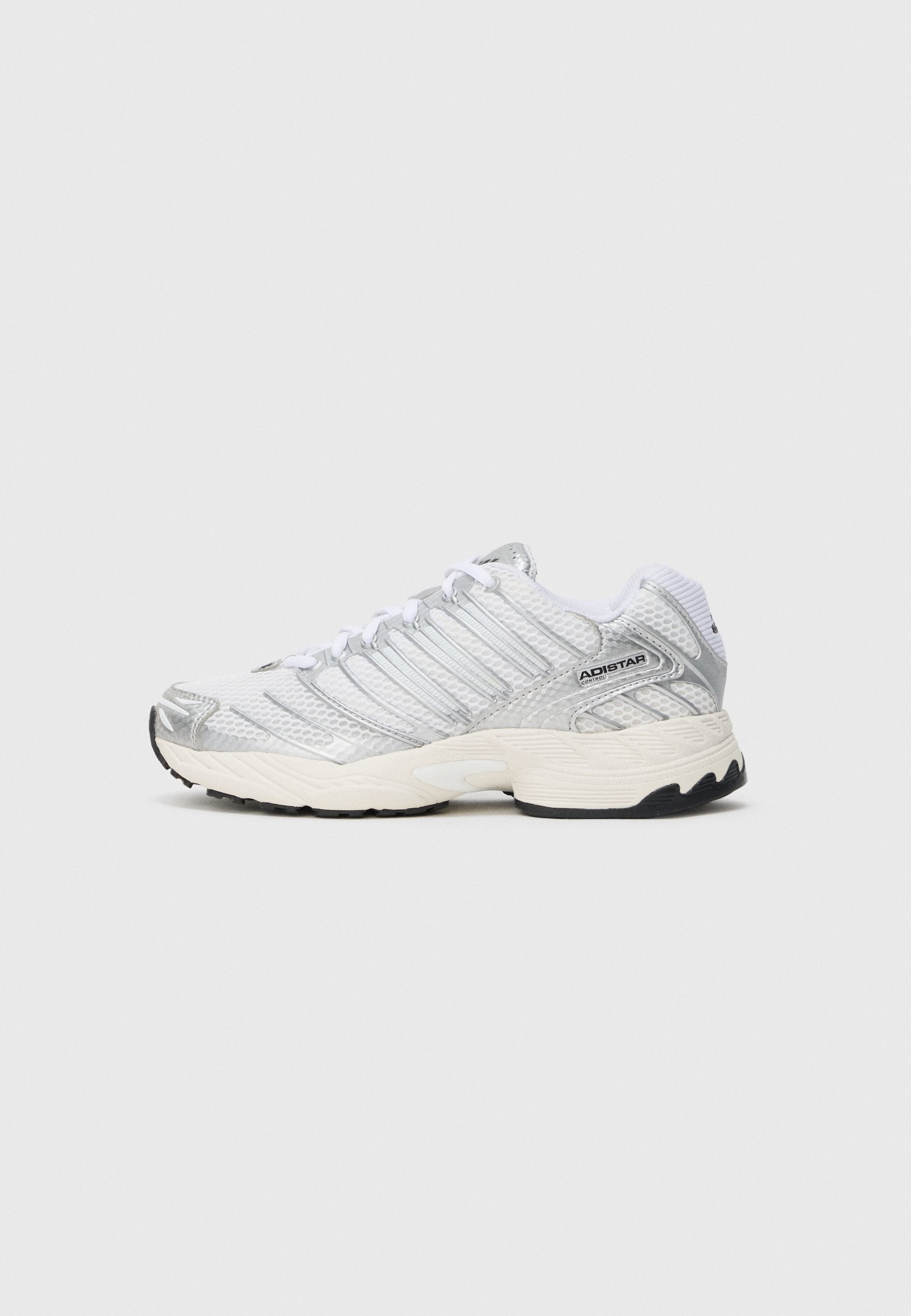 ADISTAR CONTROL - Trainers - white/silver-coloured/core black