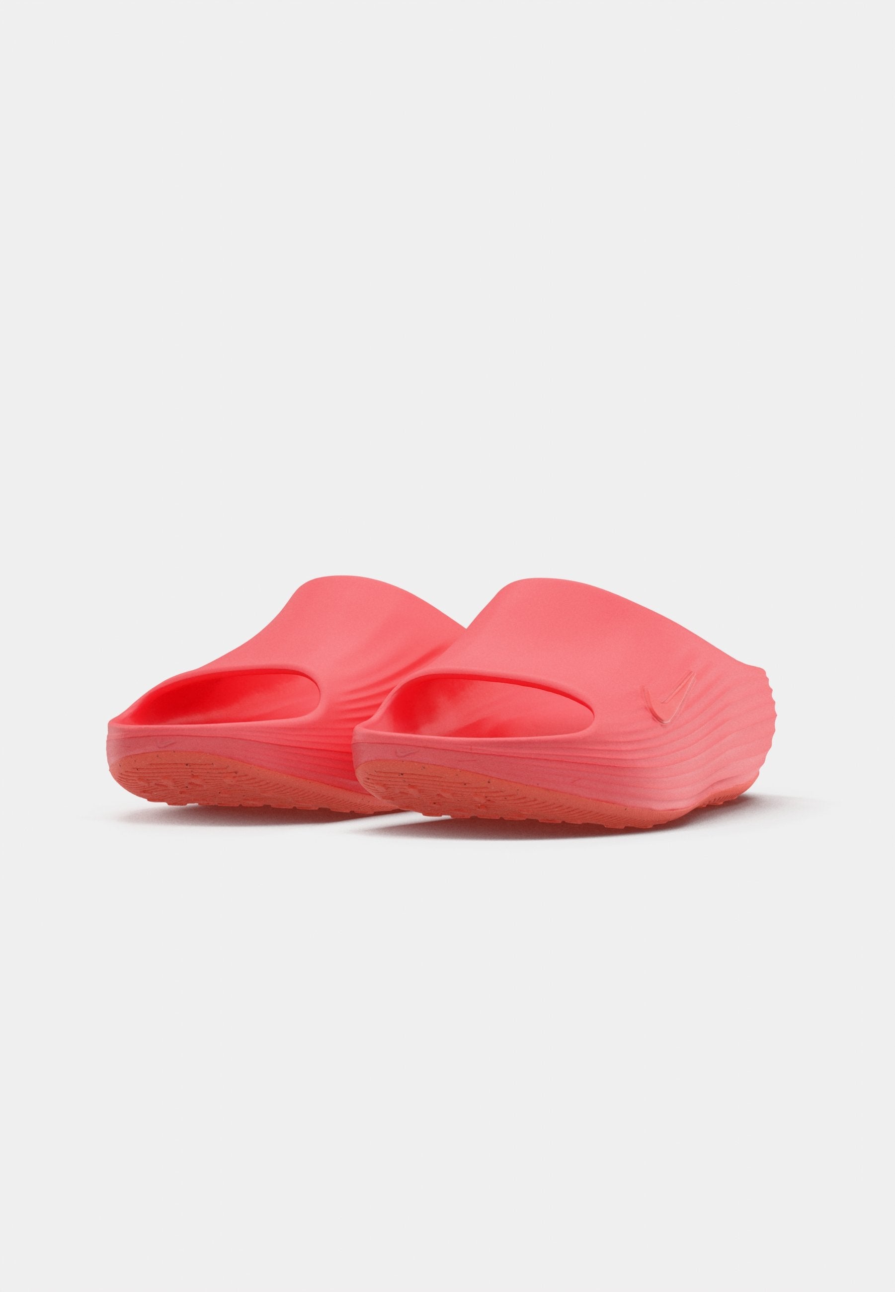 REJUVEN8 SLIDE - Mules - hot lava