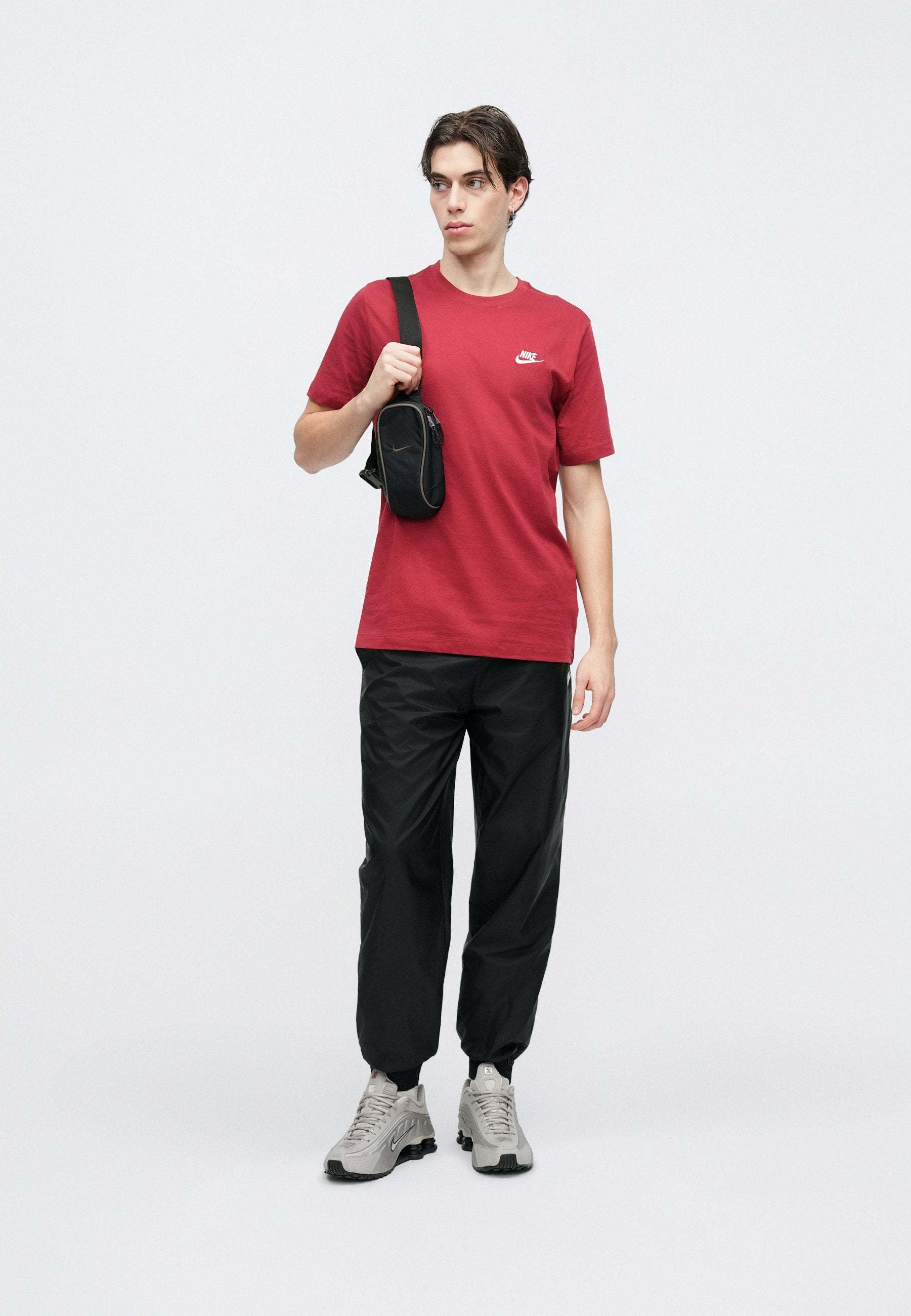 CLUB TEE - Basic T-shirt - team crimson