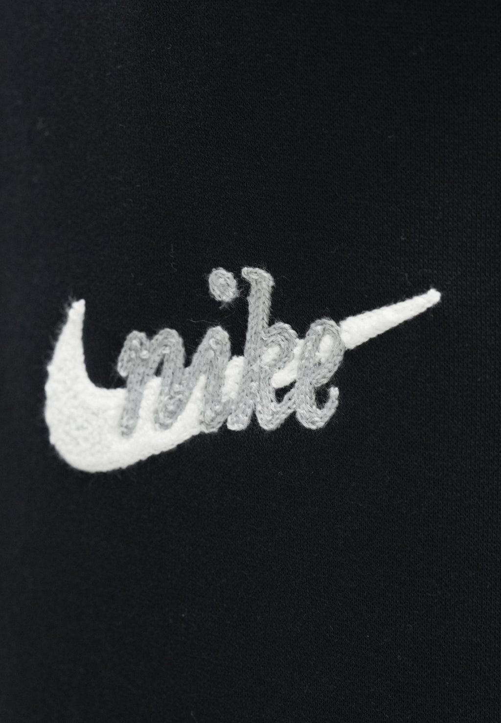 LOGO - Tracksuit bottoms - black/summit white