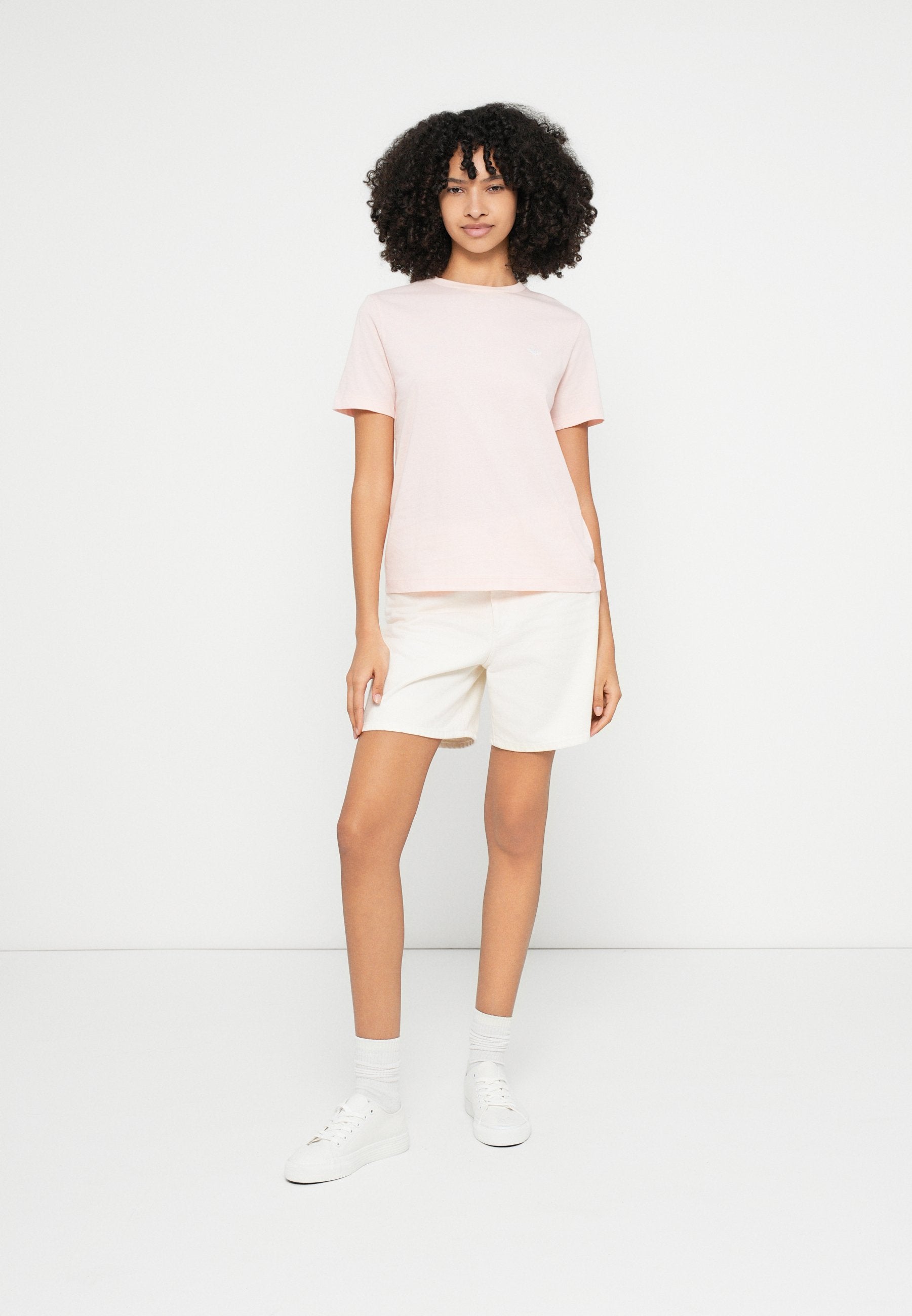 REG SHIELD - Basic T-shirt - apricot pink