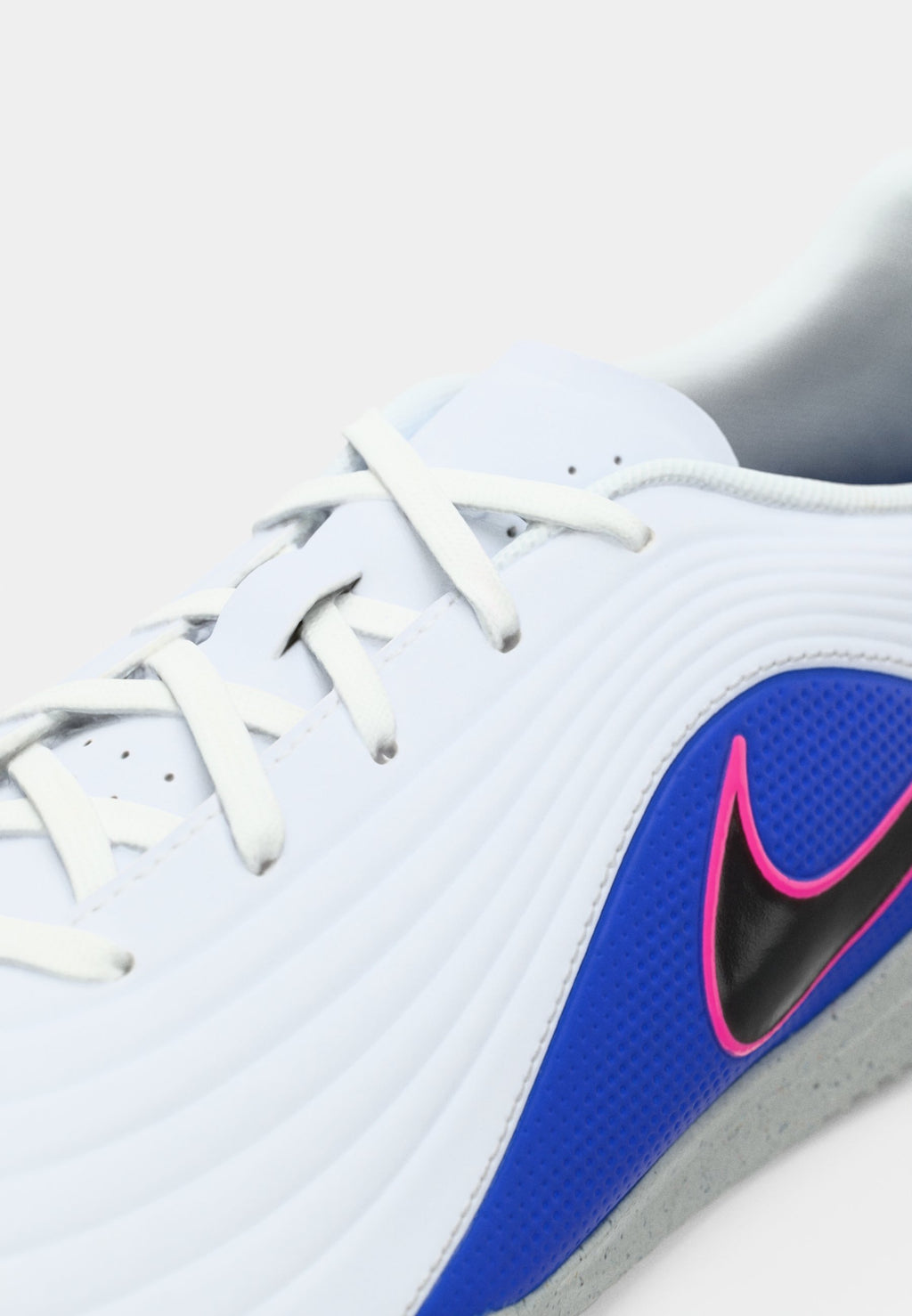 TIEMPO MAESTRO CLUB IC - Indoor football boots - white/black/racer blue/pink blast