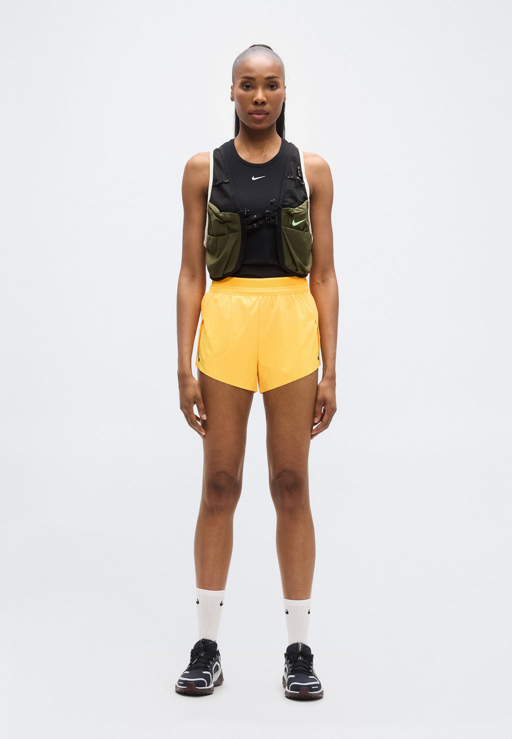 SHORT - Short de sport - orange laser/noir/blanc