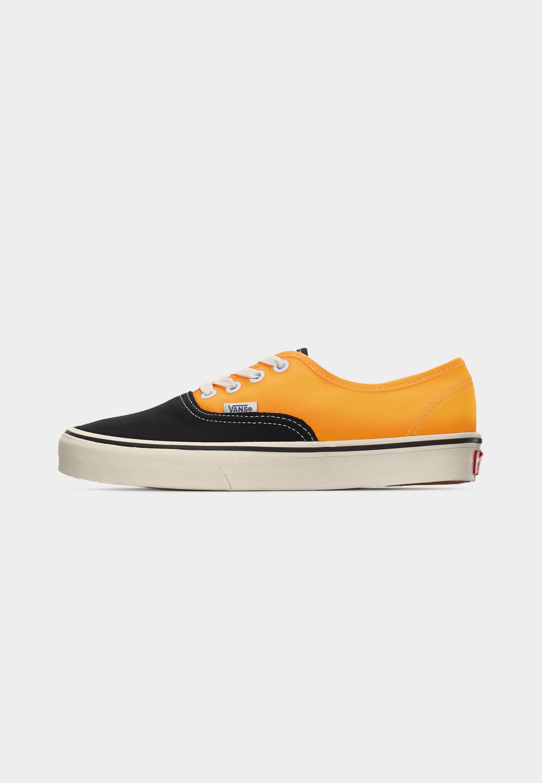 AUTHENTIC - Skate shoes - primary/multi-coloured