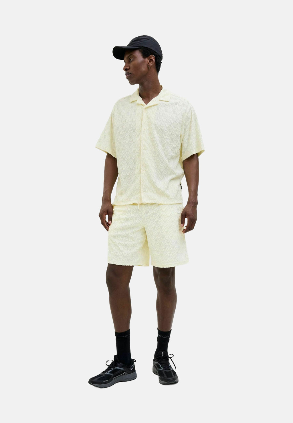 Relaxed Fit - Shorts - sweet corn