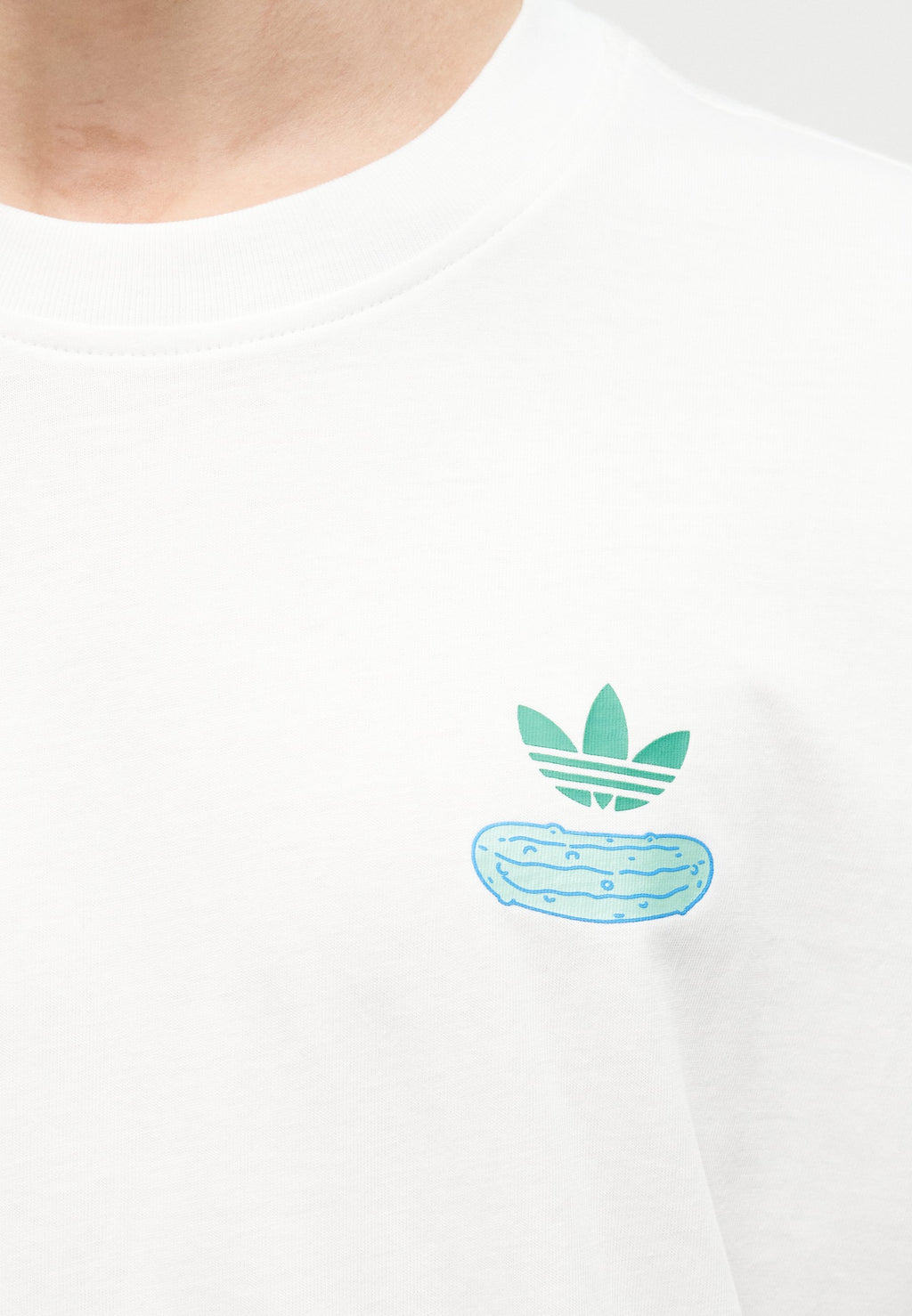 PICKLE GRAPHIC OVERSIZED TEE UNISEX - Print T-shirt - core white