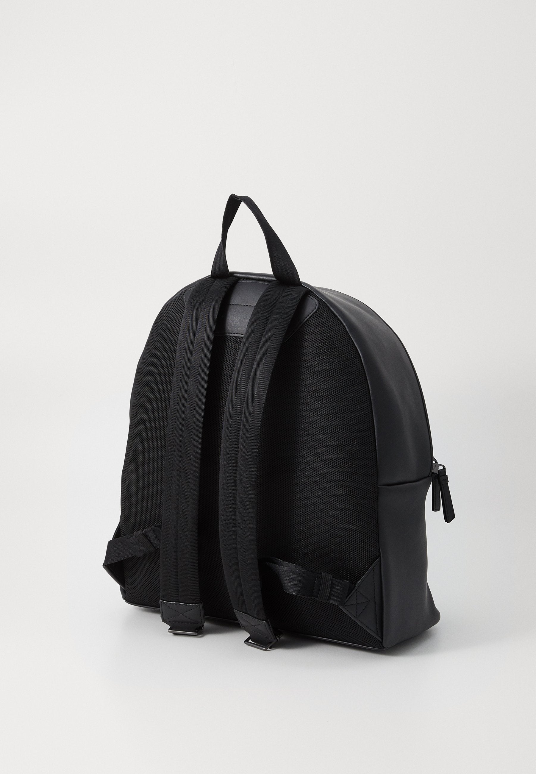 SCULPTED IMPRESSION BACKPACK 40 - Rucksack - black